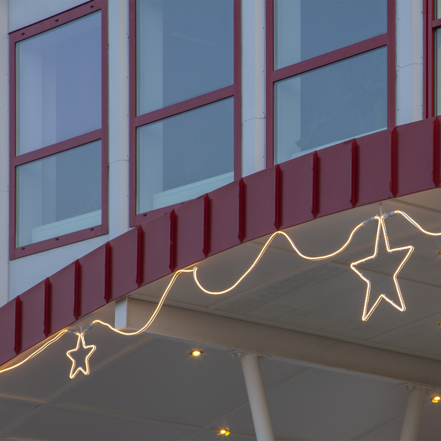 System 24 | Stern 32cm | 60 warmweiße LEDs | koppelbar | exkl. Trafo System 24 | Stern 32cm | 60 warmweiße LEDs | koppelbar | exkl. Trafo