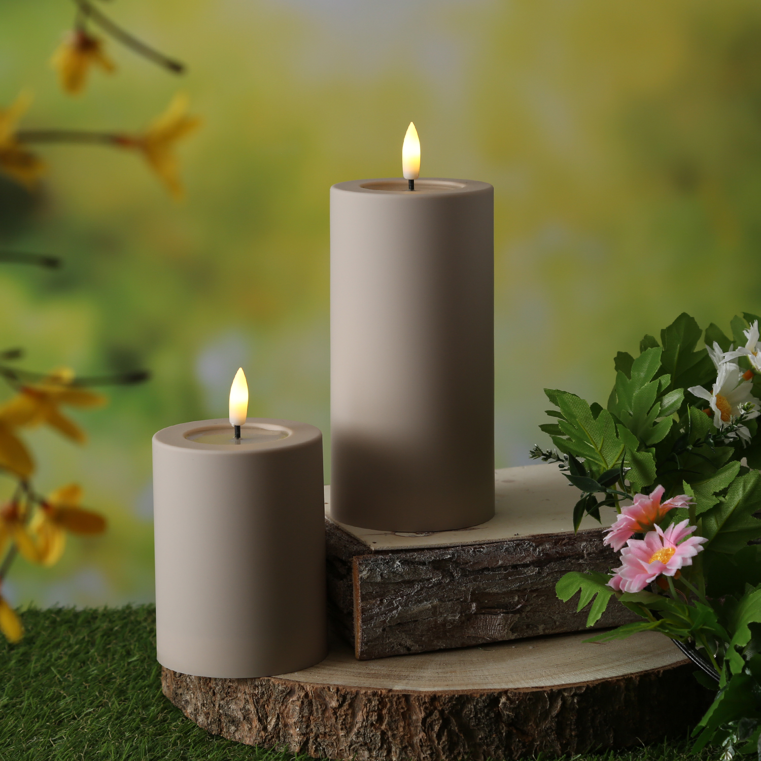 LED Kerze outdoor - Kunststoff - H: 12,5cm - D: 7,5cm - bis 1000h - Timer - für Innen/Außen - sand