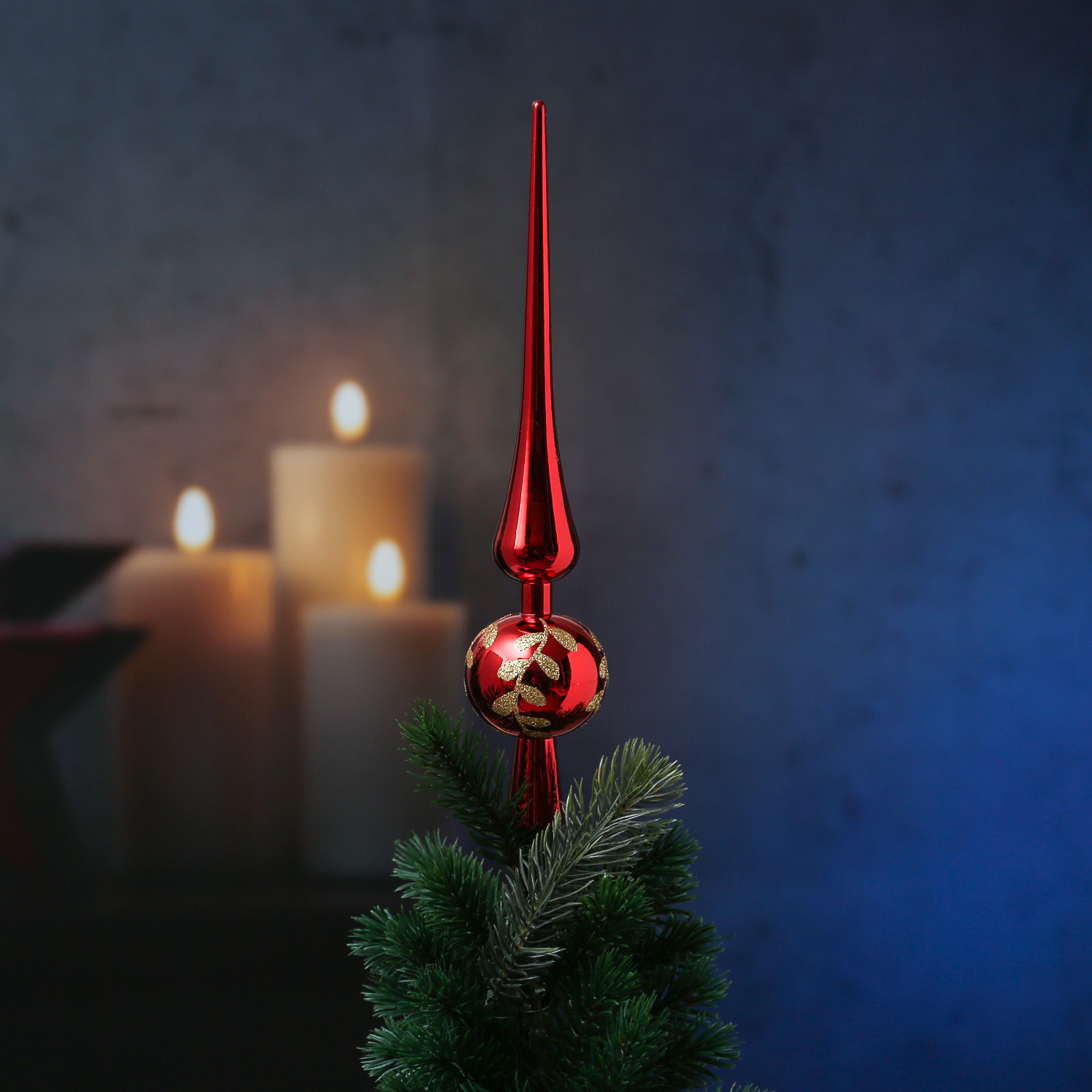 Christbaumspitze mit Blattmuster - Weihnachtsbaumspitze - Kunststoff - H: 30cm - rot glänzend Christbaumspitze mit Blattmuster - Weihnachtsbaumspitze - Kunststoff - H: 30cm - rot glänzend