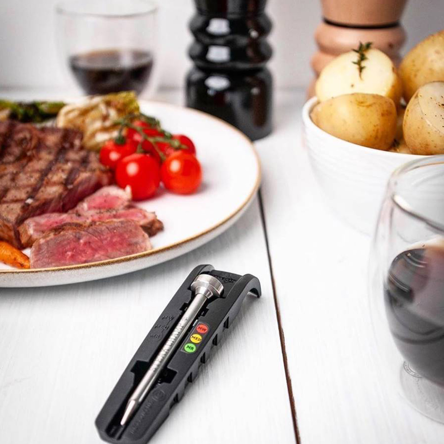 STEAK CHAMP Thermometer - LED Anzeige - Garen auf den Punkt!