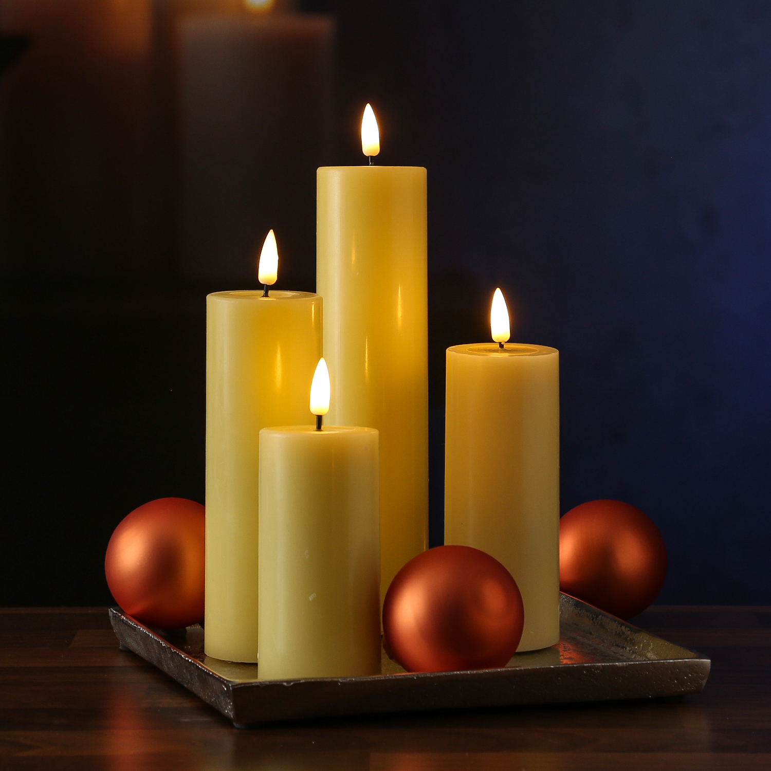 LED Stumpenkerze MIA - Echtwachs - realistische 3D Flamme - H: 12,5cm D: 5cm - Batterie - gelb LED Stumpenkerze MIA - Echtwachs - realistische 3D Flamme - H: 12,5cm D: 5cm - Batterie - gelb