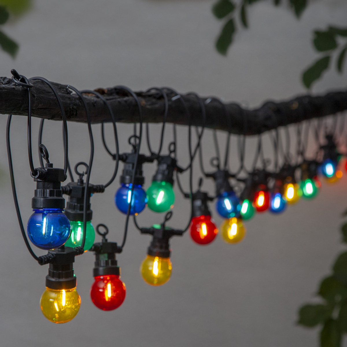 LED Lichterkette CIRCUS - 20 kleine bunte Kugeln - Filament LED - 8,8m - inkl.Trafo - outdoor LED Lichterkette CIRCUS - 20 kleine bunte Kugeln - Filament LED - 8,8m - inkl.Trafo - outdoor