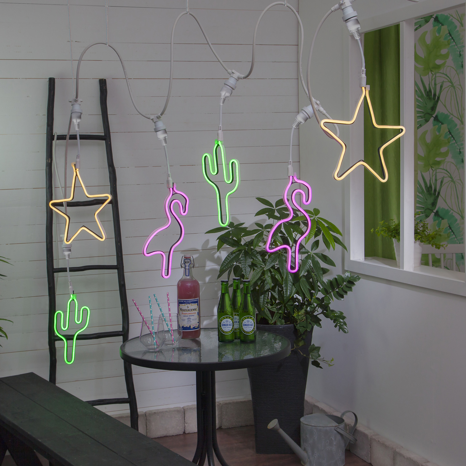 System CONNECTA - "Star" gelb - LED-Objekt mit E27 Fassung - outdoor - H: 52cm - B: 26cm System CONNECTA - "Star" gelb - LED-Objekt mit E27 Fassung - outdoor - H: 52cm - B: 26cm