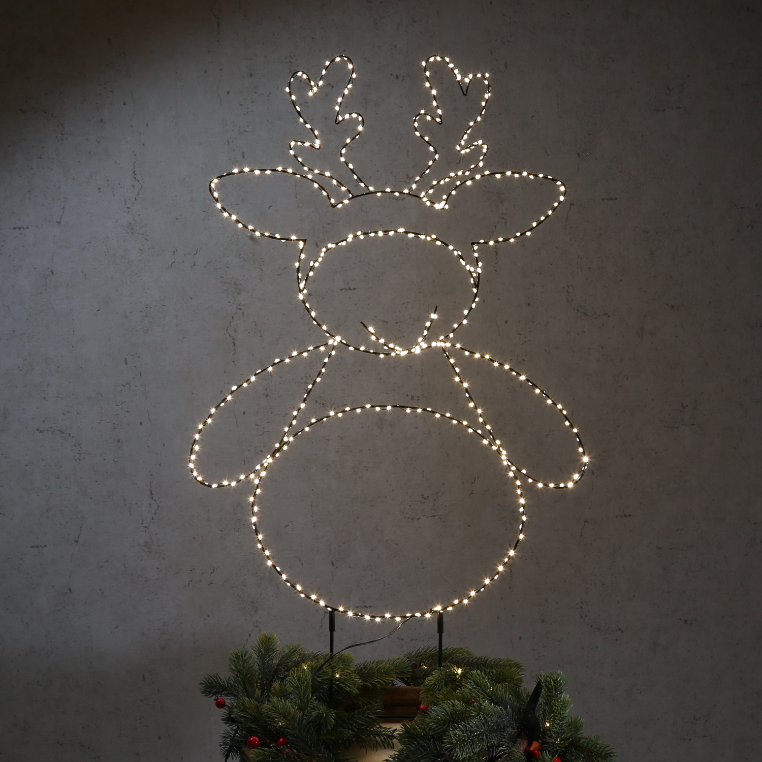 LED Gartenstecker RENTIER - 450 warmweiße LED - H: 77cm - Trafo - für Außen - schwarz LED Gartenstecker RENTIER - 450 warmweiße LED - H: 77cm - Trafo - für Außen - schwarz