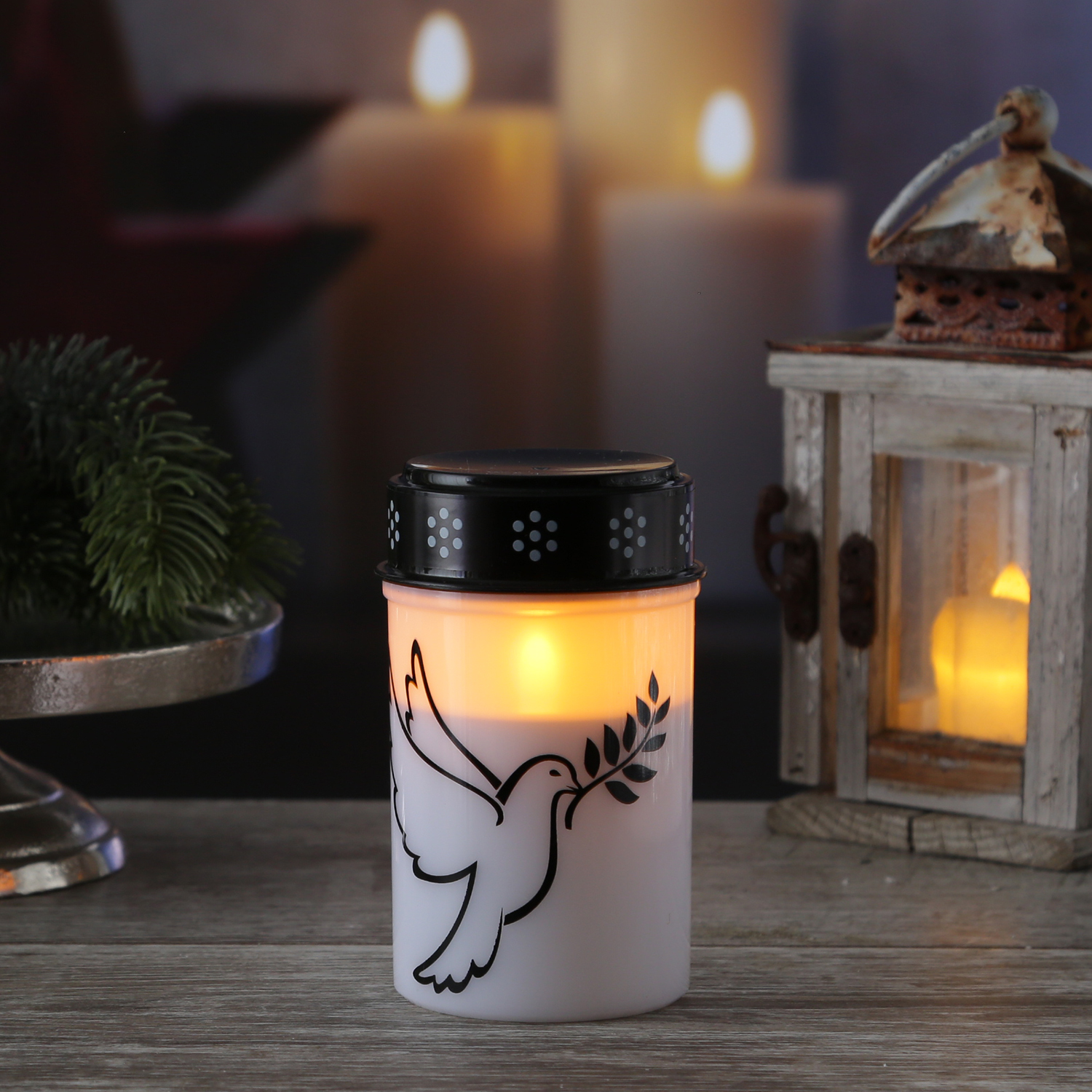 LED Grablicht/Grabkerze Taube - bis 2500 Stunden - H: 12cm, D: 7cm - Timer - weiß/schwarz LED Grablicht/Grabkerze Taube - bis 2500 Stunden - H: 12cm, D: 7cm - Timer - weiß/schwarz