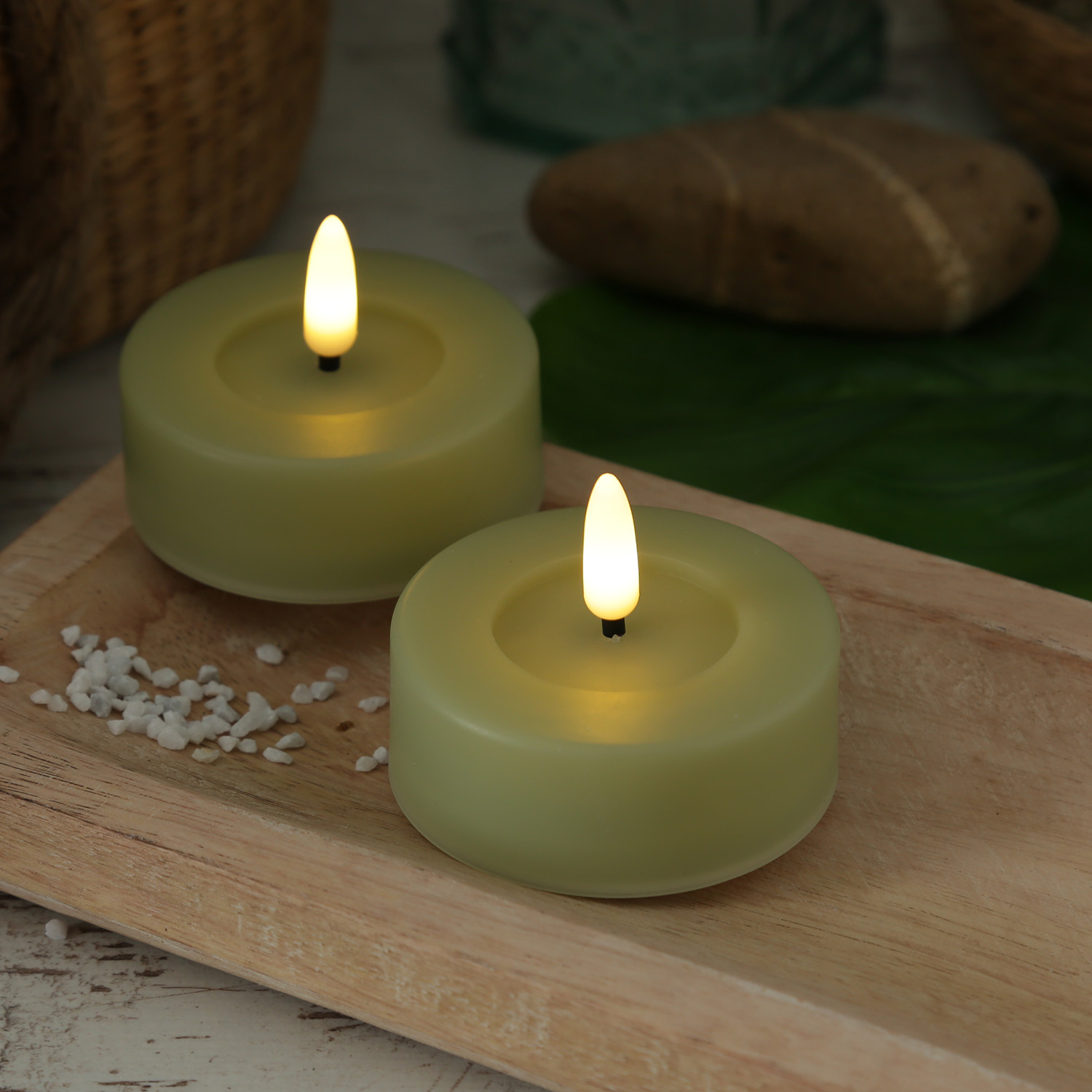 LED Maxi Teelichter - XL Outdoor Teelichter  - D: 6,5cm - Timer - Batteriebetrieb - grün - 2er Set LED Maxi Teelichter - XL Outdoor Teelichter  - D: 6,5cm - Timer - Batteriebetrieb - grün - 2er Set