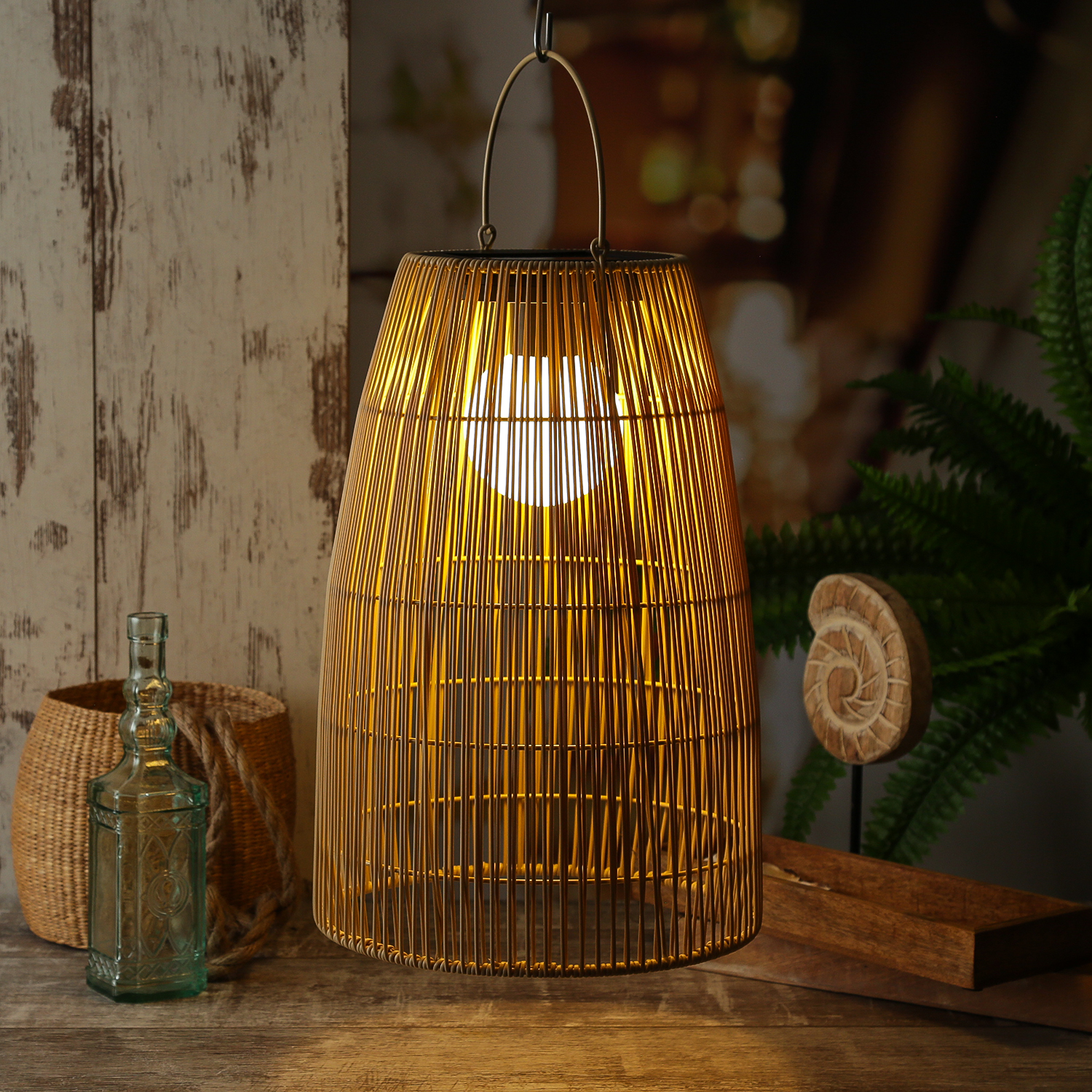 LED Solar Laterne-Haengeleuchte - Rattanoptik  - warmweisse LED - H- 43cm - Lichtsensor - natur