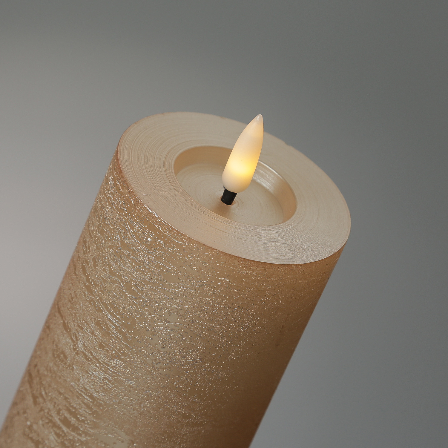 LED Kerze LINA - Rustik-Optik - Echtwachs - 3D Flamme - H: 15cm - D: 7cm - Batterie - Timer - rosa LED Kerze LINA - Rustik-Optik - Echtwachs - 3D Flamme - H: 15cm - D: 7cm - Batterie - Timer - rosa