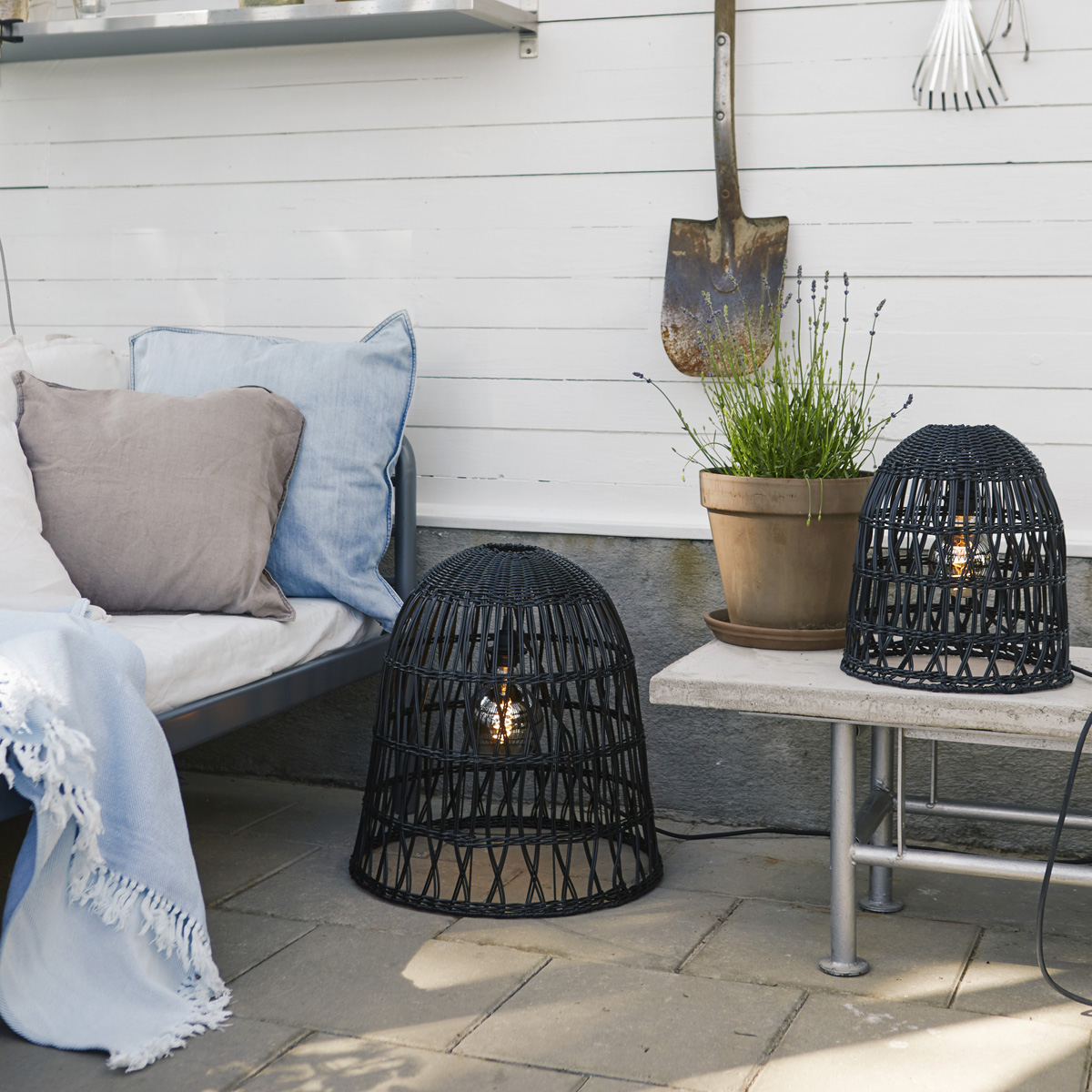 Lampenschirm BELL wetterfest - Rattan-Optik - mit E27 Kabelfassung - D: 30cm/H: 33cm - schwarz