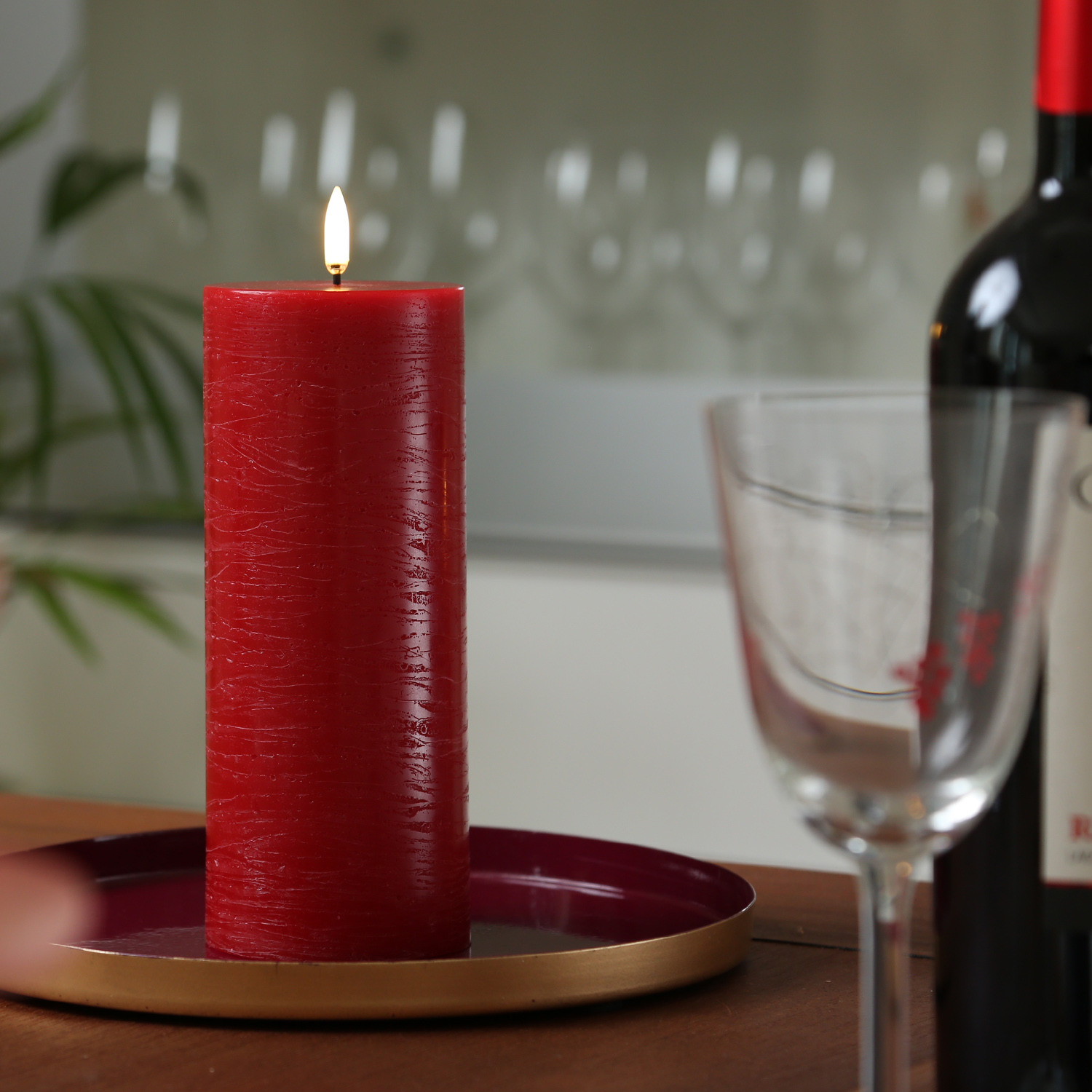 LED Kerze PIA - Rustik-Optik - Echtwachs - H: 20cm - D: 7,8cm - Timer - bis zu 1000 Std. - rot LED Kerze PIA - Rustik-Optik - Echtwachs - H: 20cm - D: 7,8cm - Timer - bis zu 1000 Std. - rot