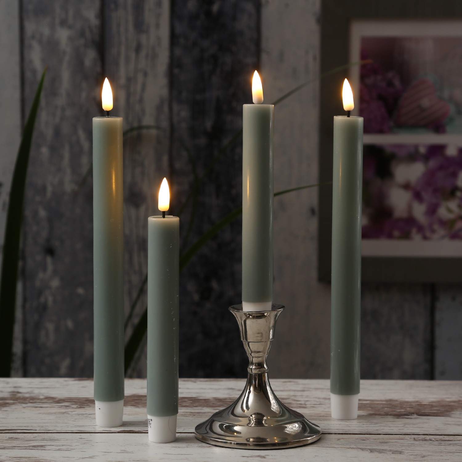 LED Stabkerzen MIA - Echtwachs - realistische 3D Flamme - H- 15cm - salbeigrün - 2 Stk LED Stabkerzen MIA - Echtwachs - realistische 3D Flamme - H- 15cm - salbeigrün - 2 Stk