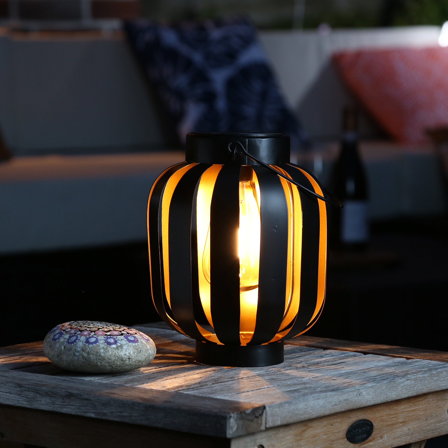 LED Solar Laterne - hängend u. stehend - Metall - warmweiße LED - H: 21cm - schwarz, gold