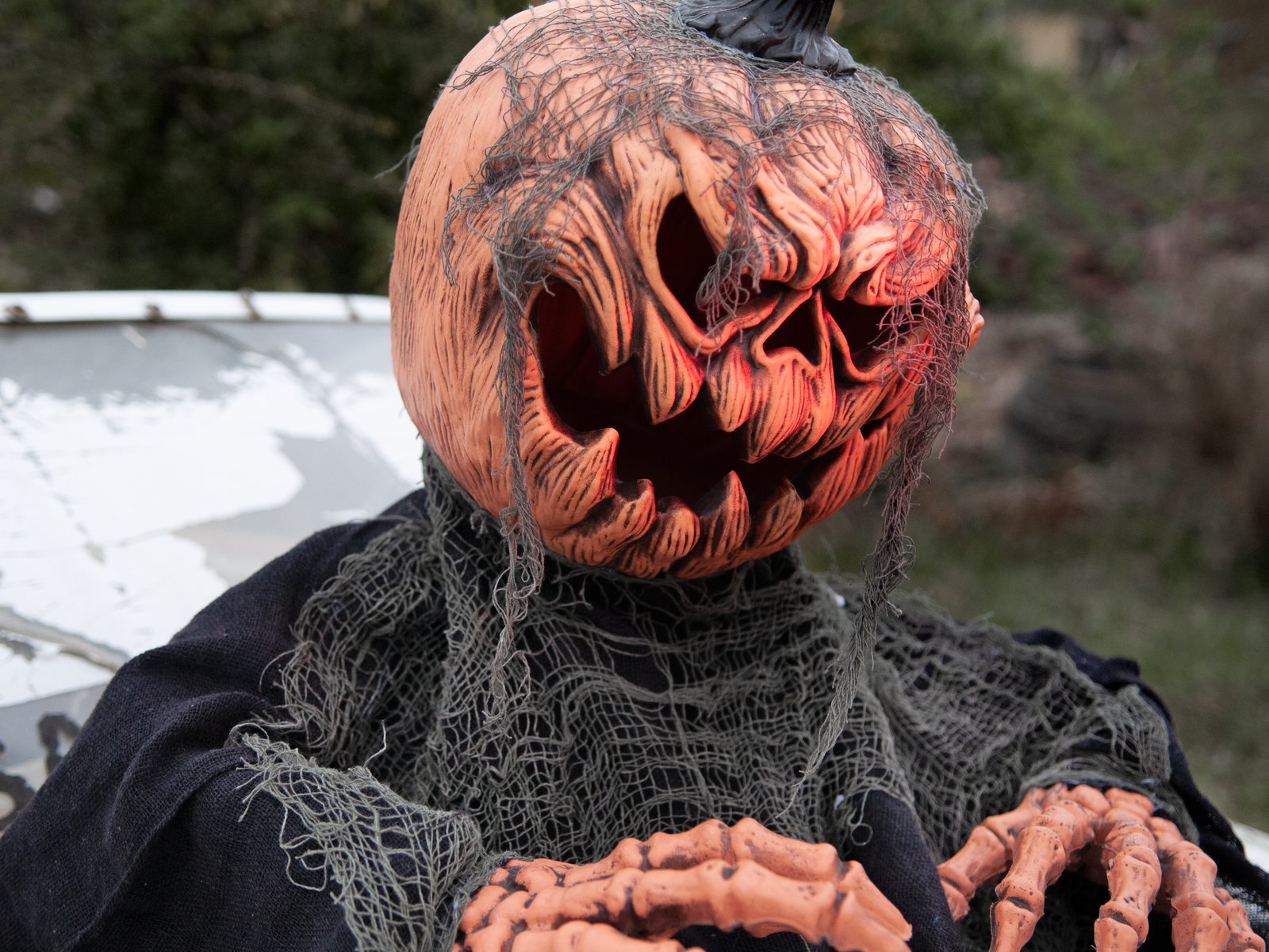Kürbismonster - bewegte 50cm Halloween Figur mit Licht und Geräuscheffekten - Sensor