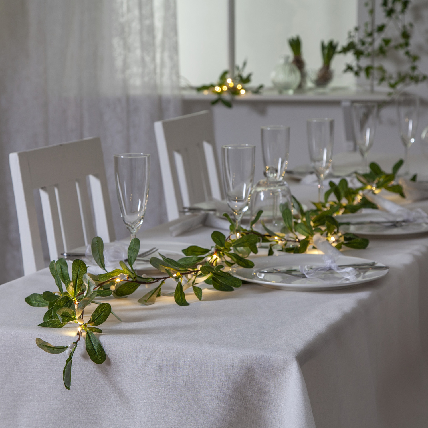 LED Mistelgirlande - 20 warmweiße LED - L: 1,80m - Timer - Batteriebetrieben - grün LED Mistelgirlande - 20 warmweiße LED - L: 1,80m - Timer - Batteriebetrieben - grün