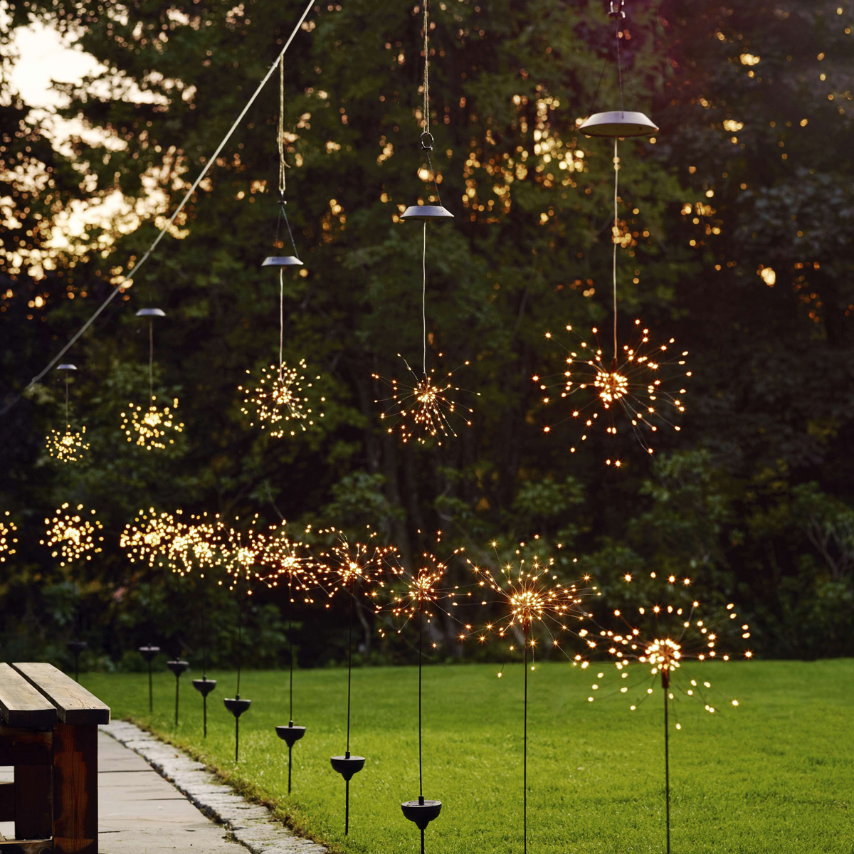 LED Solarstab "Firework" Gartendeko - 90 warmweiße LED - H: 100cm - Dämmerungssensor LED Solarstab "Firework" Gartendeko - 90 warmweiße LED - H: 100cm - Dämmerungssensor