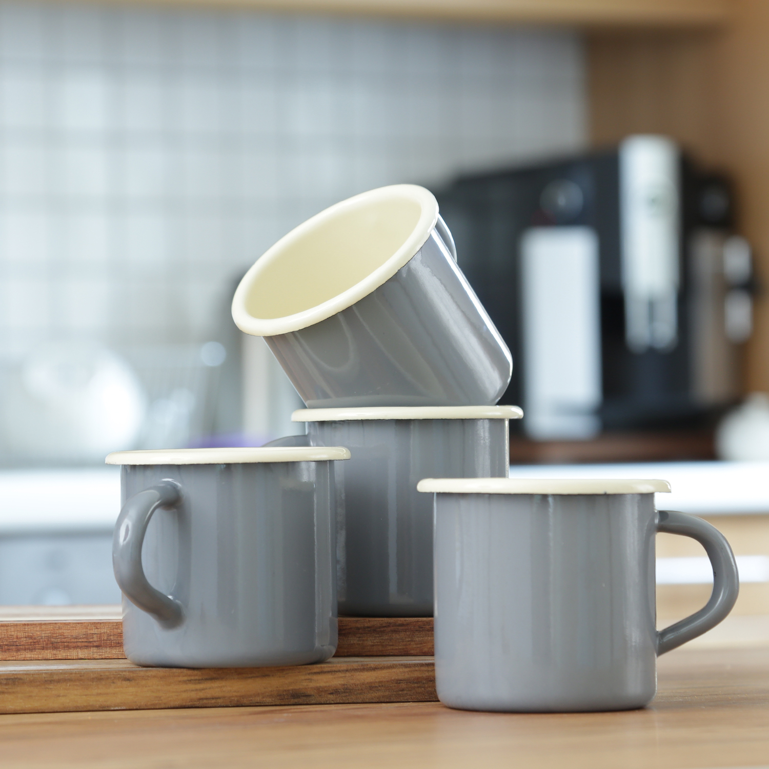Krüger Becher - Blechbecher emailliert - D: 8cm - 0,35L - grau, creme - 4 Stück