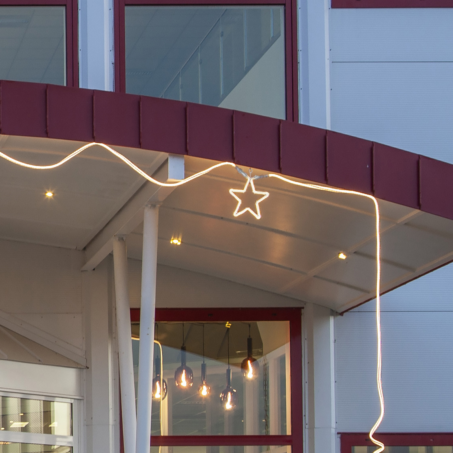 System 24 | Stern 32cm | 60 warmweiße LEDs | koppelbar | exkl. Trafo System 24 | Stern 32cm | 60 warmweiße LEDs | koppelbar | exkl. Trafo