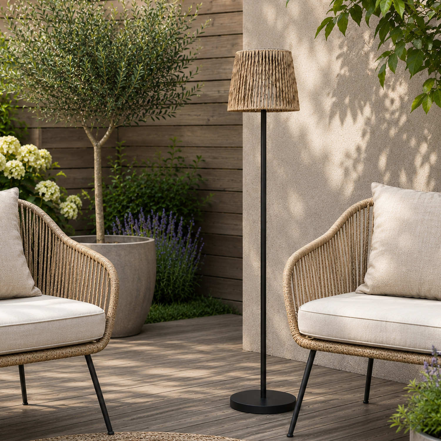 LED Solar Stehlampe in Rattan-Optik - Gartenlampe - 2 Höhenmöglichkeiten - H: 125cm - Lichtsensor