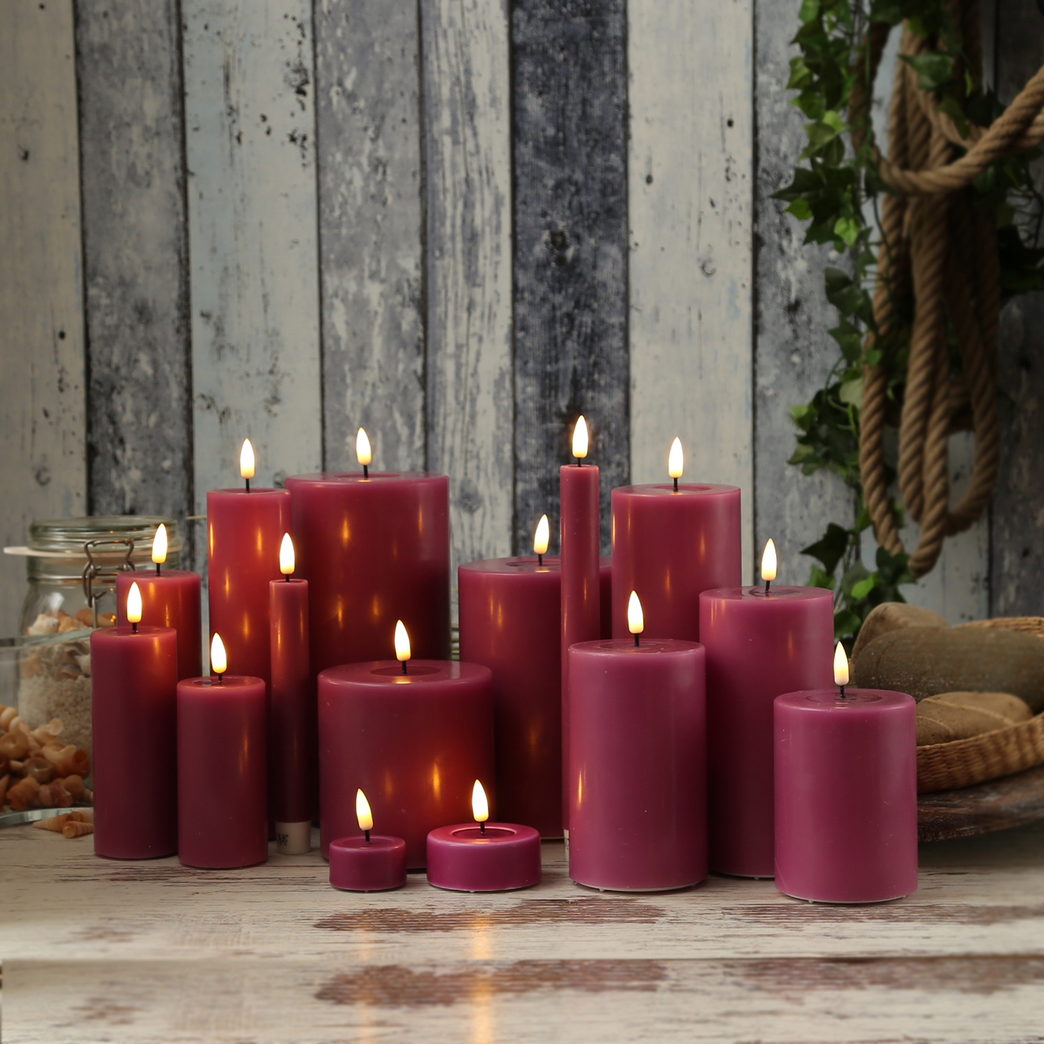 LED Stumpenkerze MIA - Echtwachs - realistische 3D Flamme - H: 15cm - D: 7,5cm - malve LED Stumpenkerze MIA - Echtwachs - realistische 3D Flamme - H: 15cm - D: 7,5cm - malve