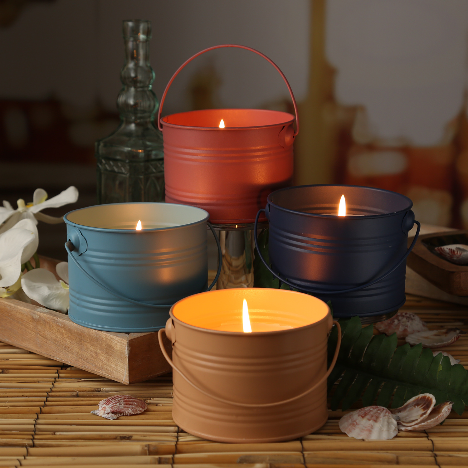 Duftkerze CITRONELLA - Echtwachs im Metalleimer - H: 8cm - gegen Stechmücken - hellblau