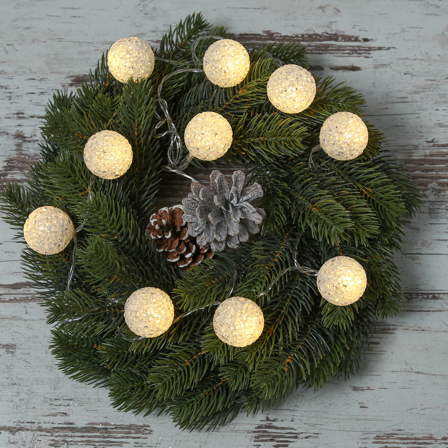 LED Lichterkette Kugeln - Vinyl - 10 warmweiße LED - L: 1,34m - Batterie - transparent LED Lichterkette Kugeln - Vinyl - 10 warmweiße LED - L: 1,34m - Batterie - transparent