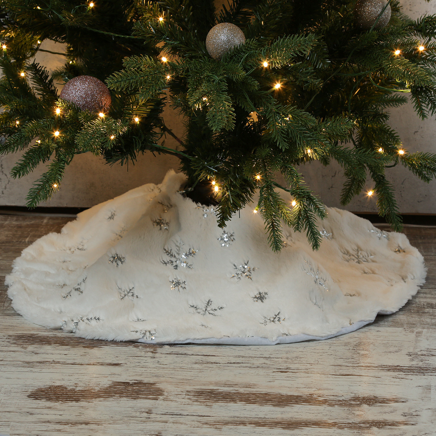 Weihnachtsbaumdecke Schneeflocken - Baumteppich - Polyester - D: 85cm - rund - weiß, silber Weihnachtsbaumdecke Schneeflocken - Baumteppich - Polyester - D: 85cm - rund - weiß, silber