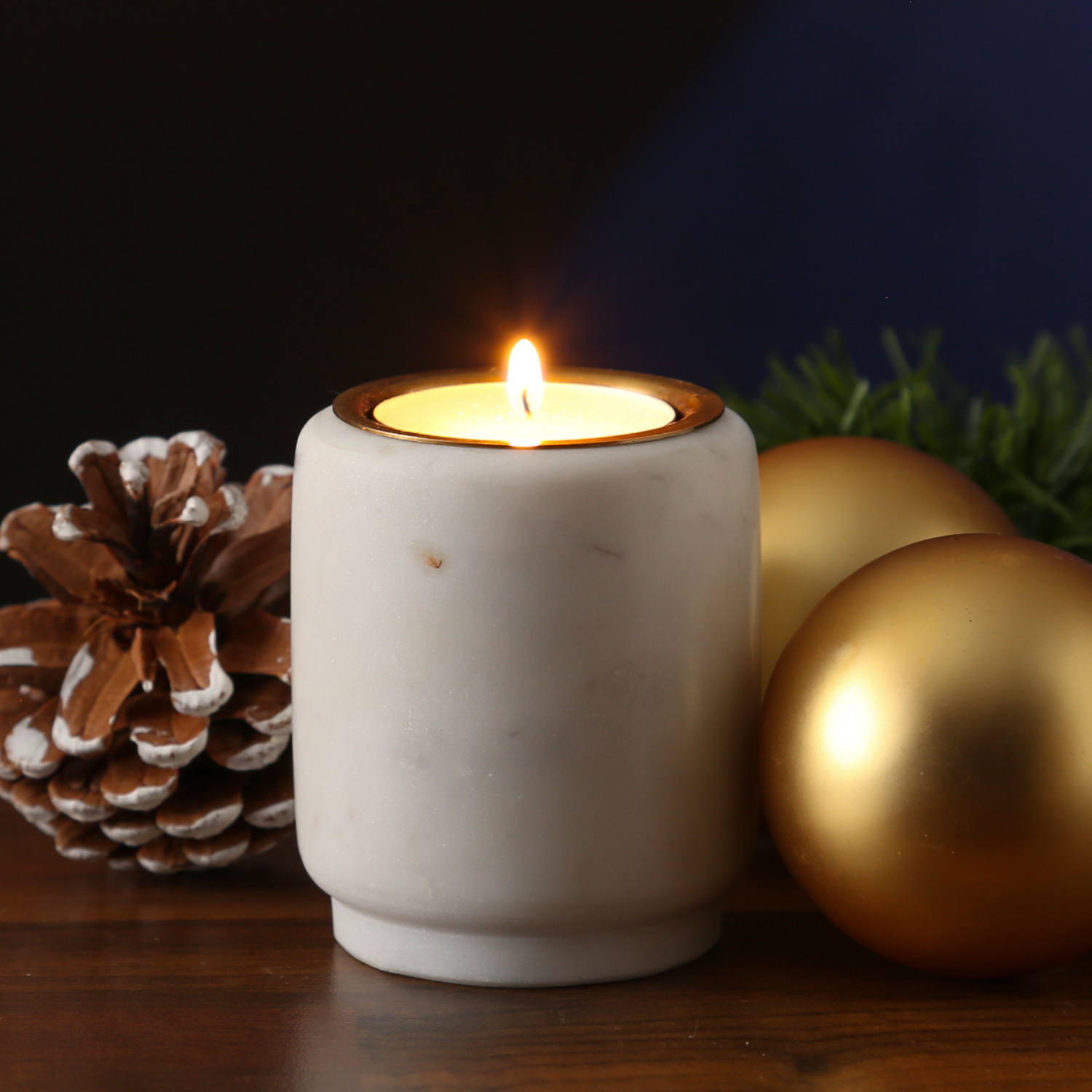 Teelichthalter Marmor - für Teelichter oder LED Teelichter - H: 7cm - D: 6cm - weiß Teelichthalter Marmor - für Teelichter oder LED Teelichter - H: 7cm - D: 6cm - weiß