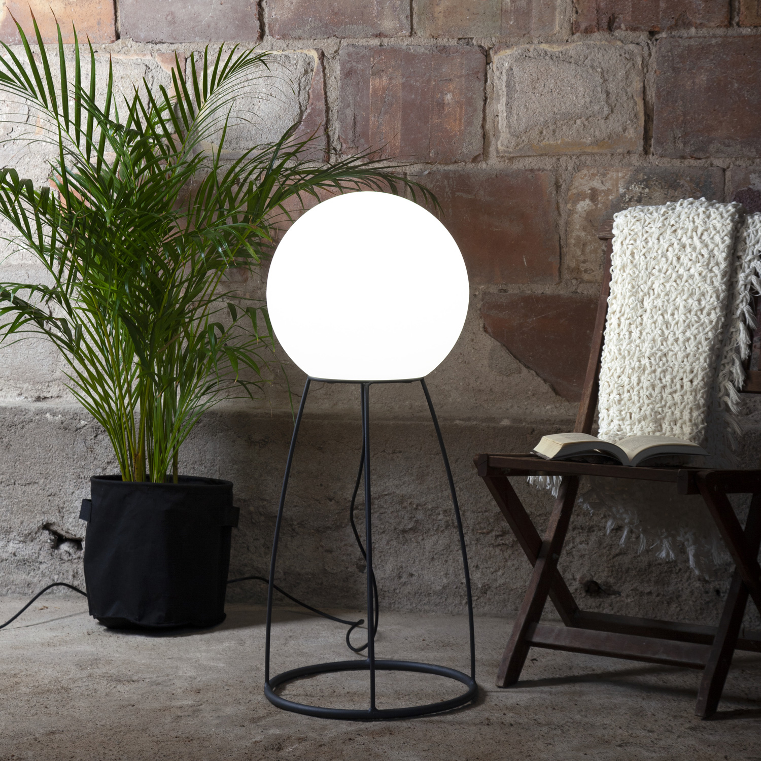 Beistelllampe/Gartenlampe "SIT" - outdoor IP65 - E27 Sockel - H: 95cm D: 40cm - max 25W Beistelllampe/Gartenlampe "SIT" - outdoor IP65 - E27 Sockel - H: 95cm D: 40cm - max 25W
