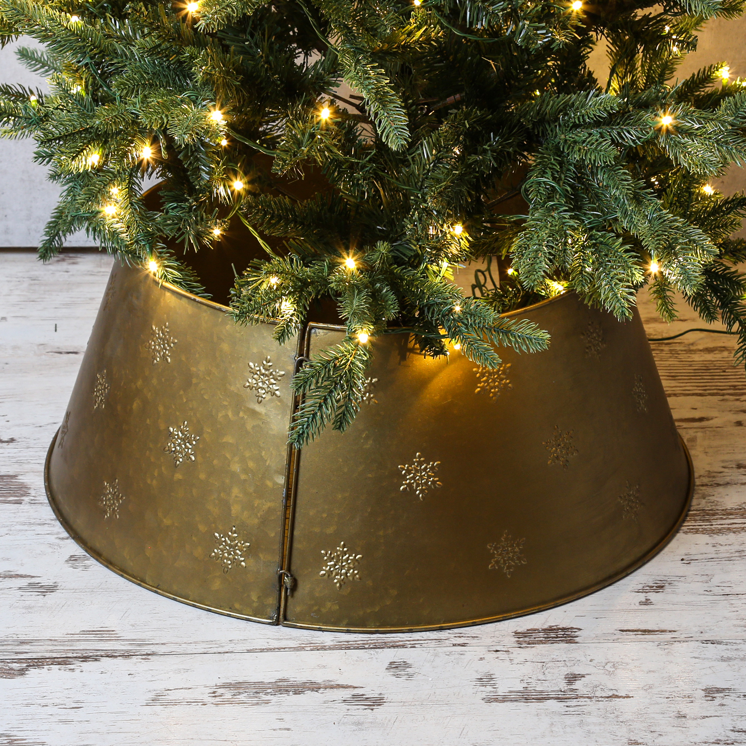Weihnachtsbaumring - Verkleidung für Baumständer - Metall - D: 57cm - mit Haken und Ösen - gold Weihnachtsbaumring - Verkleidung für Baumständer - Metall - D: 57cm - mit Haken und Ösen - gold