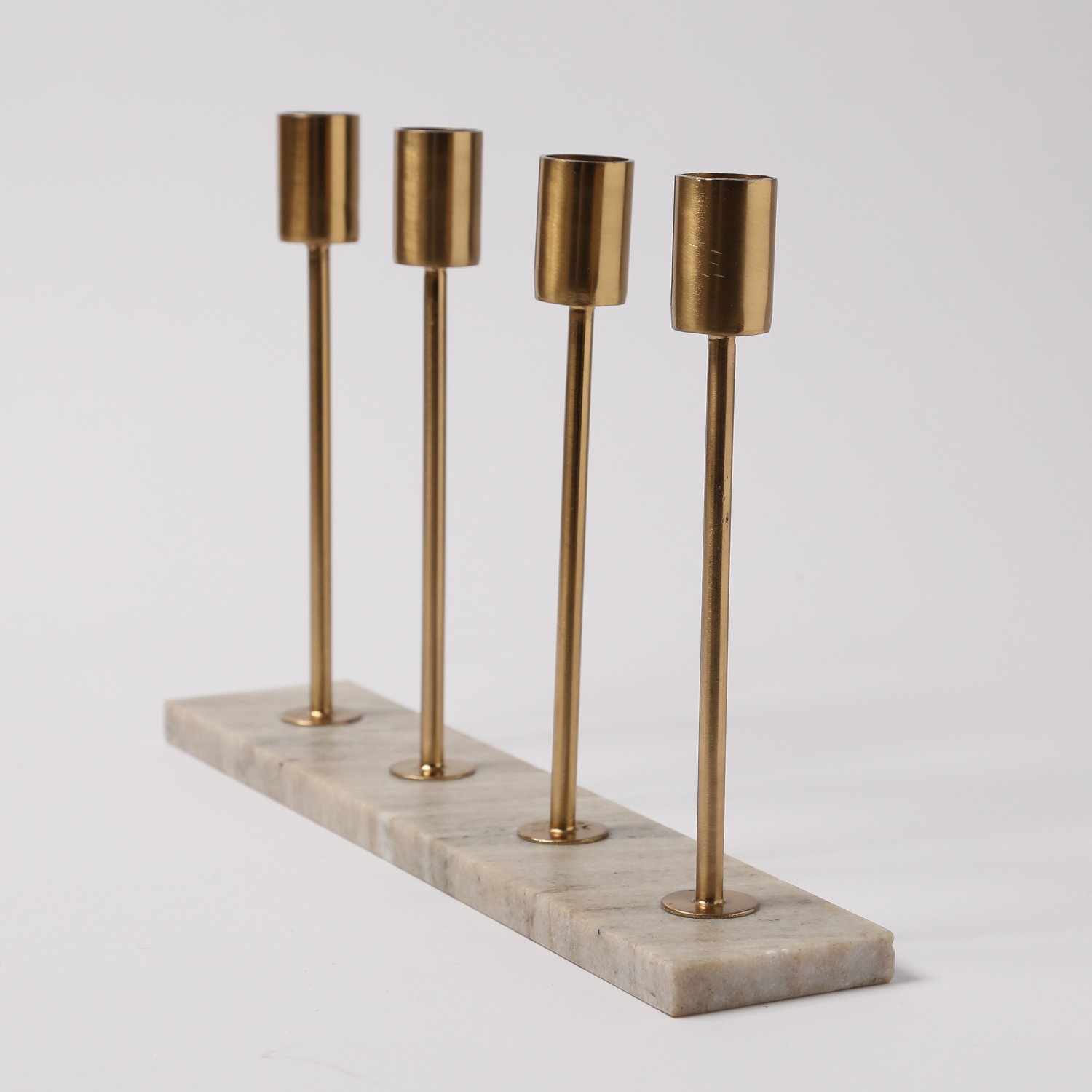 Stabkerzenhalter - Mamoroptik - Metall - 4 goldfarbene Kerzenhalterungen - H: 20cm - beige Stabkerzenhalter - Mamoroptik - Metall - 4 goldfarbene Kerzenhalterungen - H: 20cm - beige
