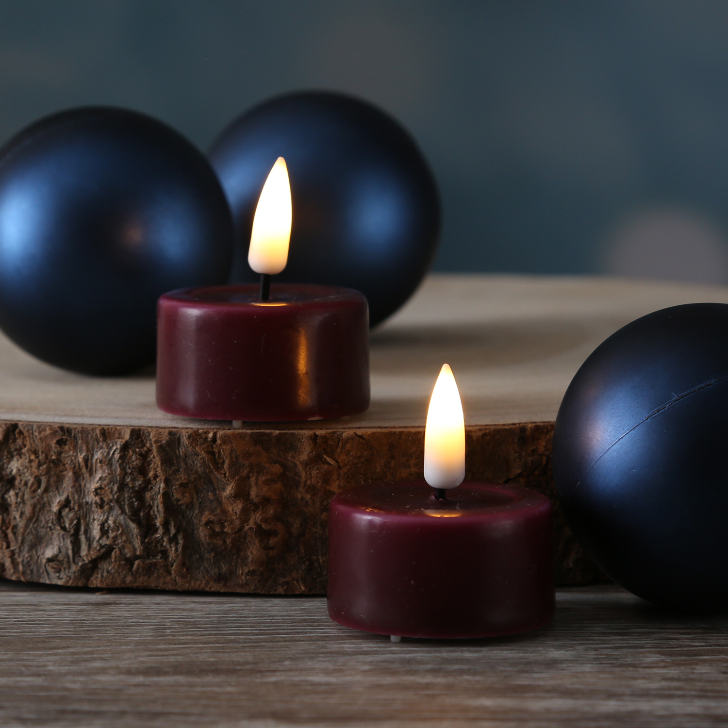 LED Teelichter MIA - Kunststoff - realistische 3D Flamme - D: 4,1cm - weinrot - 2 Stk. LED Teelichter MIA - Kunststoff - realistische 3D Flamme - D: 4,1cm - weinrot - 2 Stk.