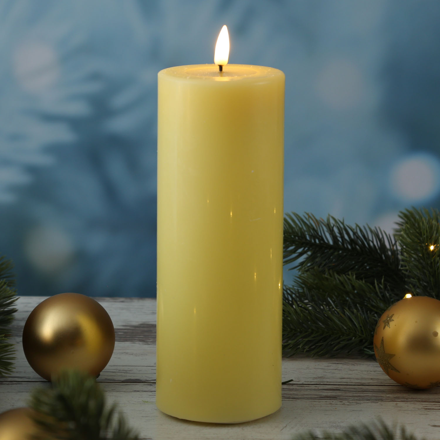 LED Stumpenkerze MIA - Echtwachs - realistische 3D Flamme - H 20cm - D 7-5cm - Batterie - gelb LED Stumpenkerze MIA - Echtwachs - realistische 3D Flamme - H 20cm - D 7-5cm - Batterie - gelb