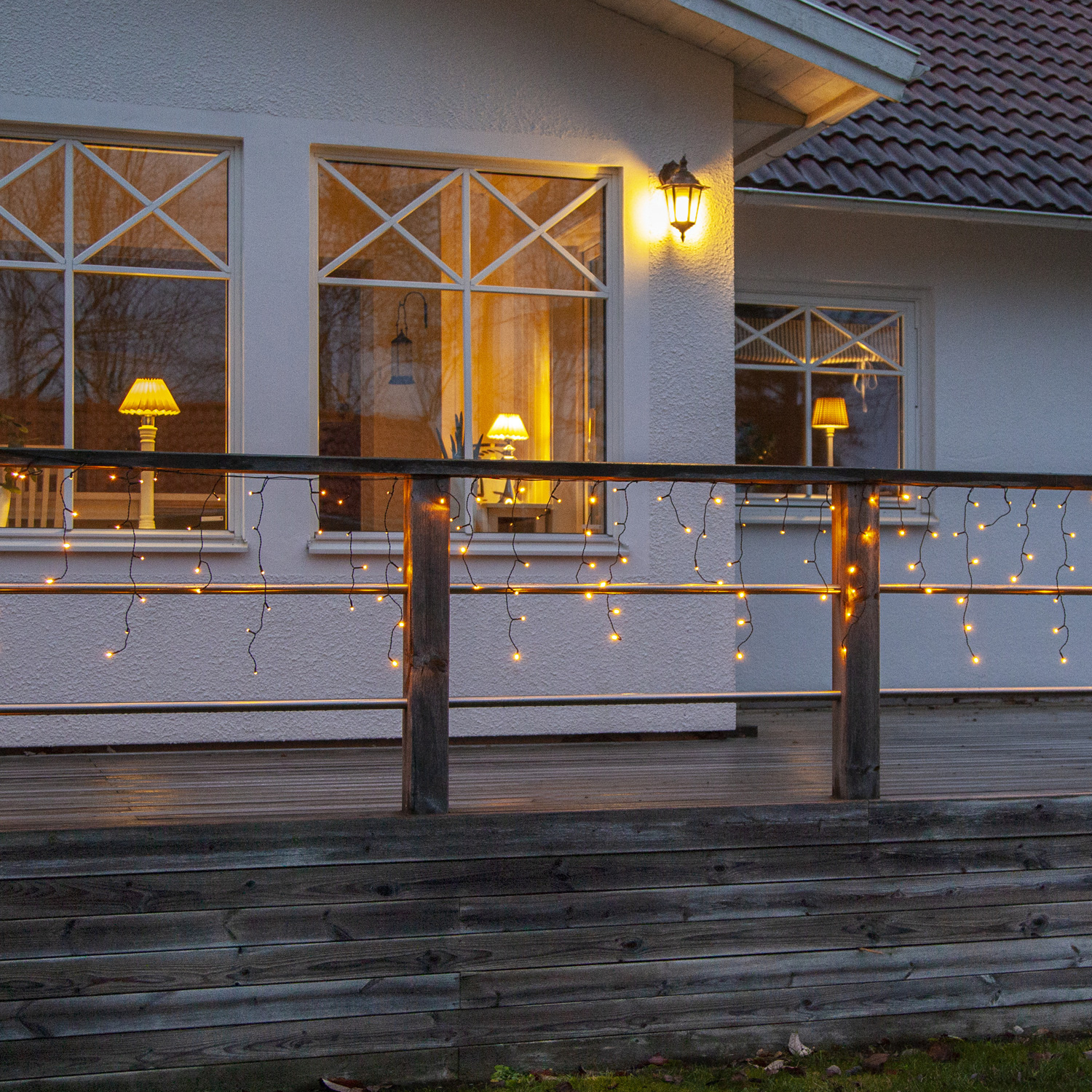 LED Lichtvorhang - Serie LED - outdoor - 480 ultra warmweiße LED - L: 11,9m, H: 55cm - schwarzes Kabel