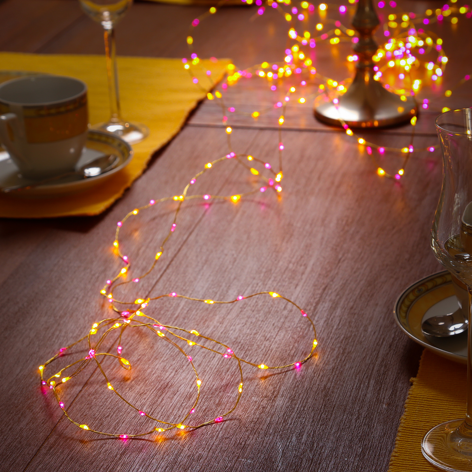 LED Drahtlichterkette Compact - 567 pink-/bernsteinfarbene LED - L: 9m - 8 Funkt. - Trafo - gold