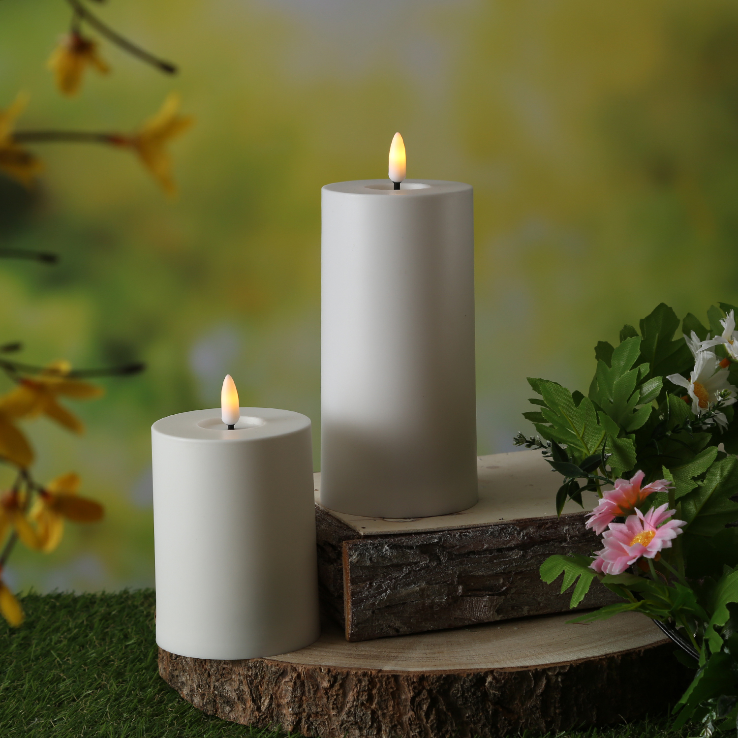 LED Kerze outdoor - Kunststoff - 3D Flamme - H: 17,5cm - D: 7,5cm - Timer - für Innen/Außen - weiß