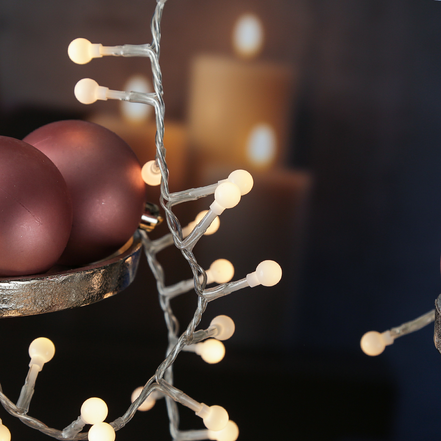 LED Lichterkette BERRY TWINKLE - 350 weiße Mini Kugeln - 8 Funktionen - Timer - L: 7,5m LED Lichterkette BERRY TWINKLE - 350 weiße Mini Kugeln - 8 Funktionen - Timer - L: 7,5m