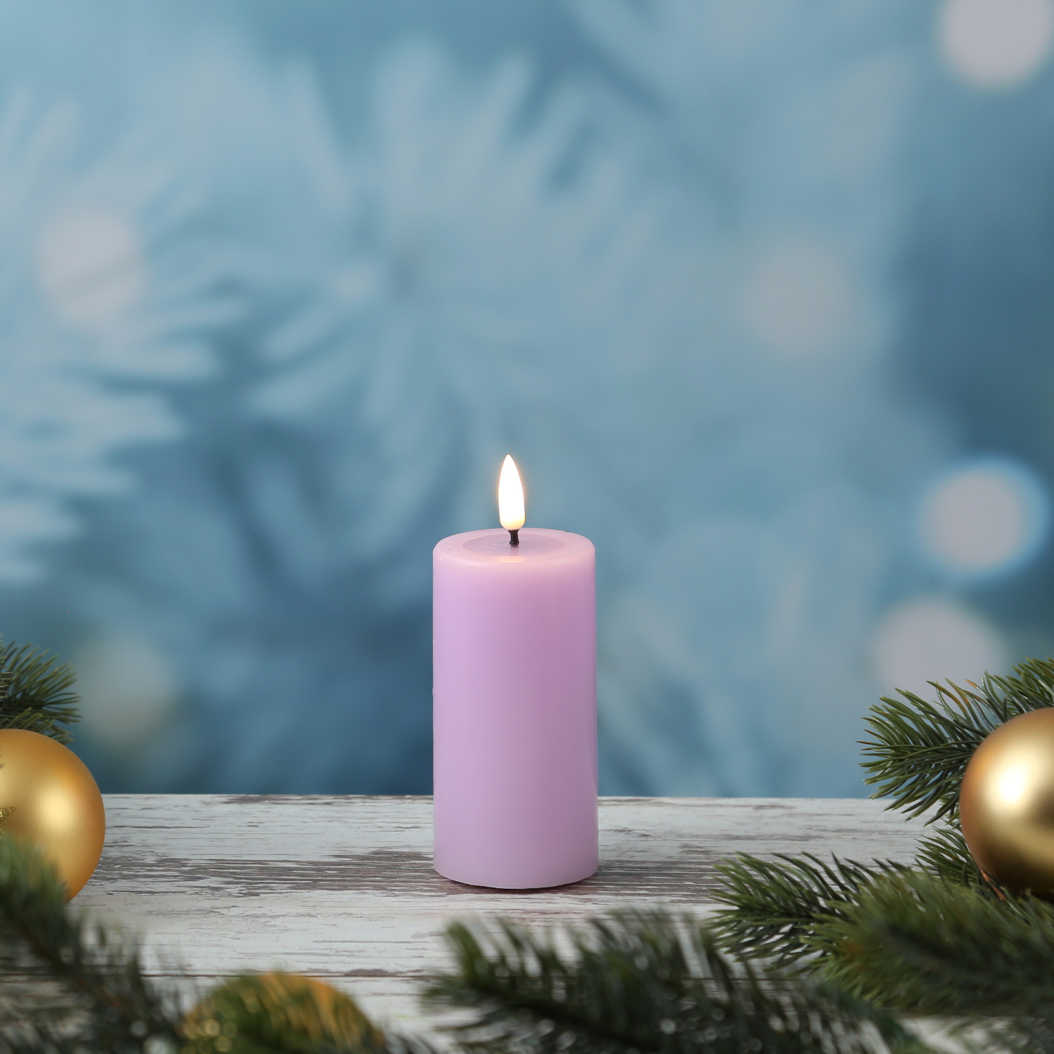 LED Stumpenkerze MIA - Echtwachs - realistische 3D Flamme - H: 10cm - D: 5cm - lavendel LED Stumpenkerze MIA - Echtwachs - realistische 3D Flamme - H: 10cm - D: 5cm - lavendel