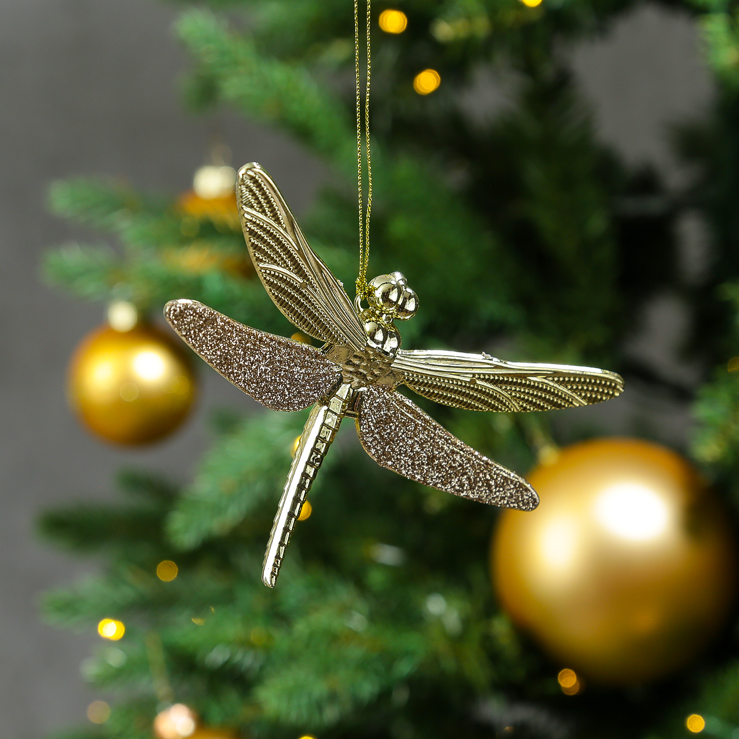 Libelle mit Glitzer - Weihnachtsbaumschmuck - Kunststoff - L: 14cm - gold glänzend Libelle mit Glitzer - Weihnachtsbaumschmuck - Kunststoff - L: 14cm - gold glänzend