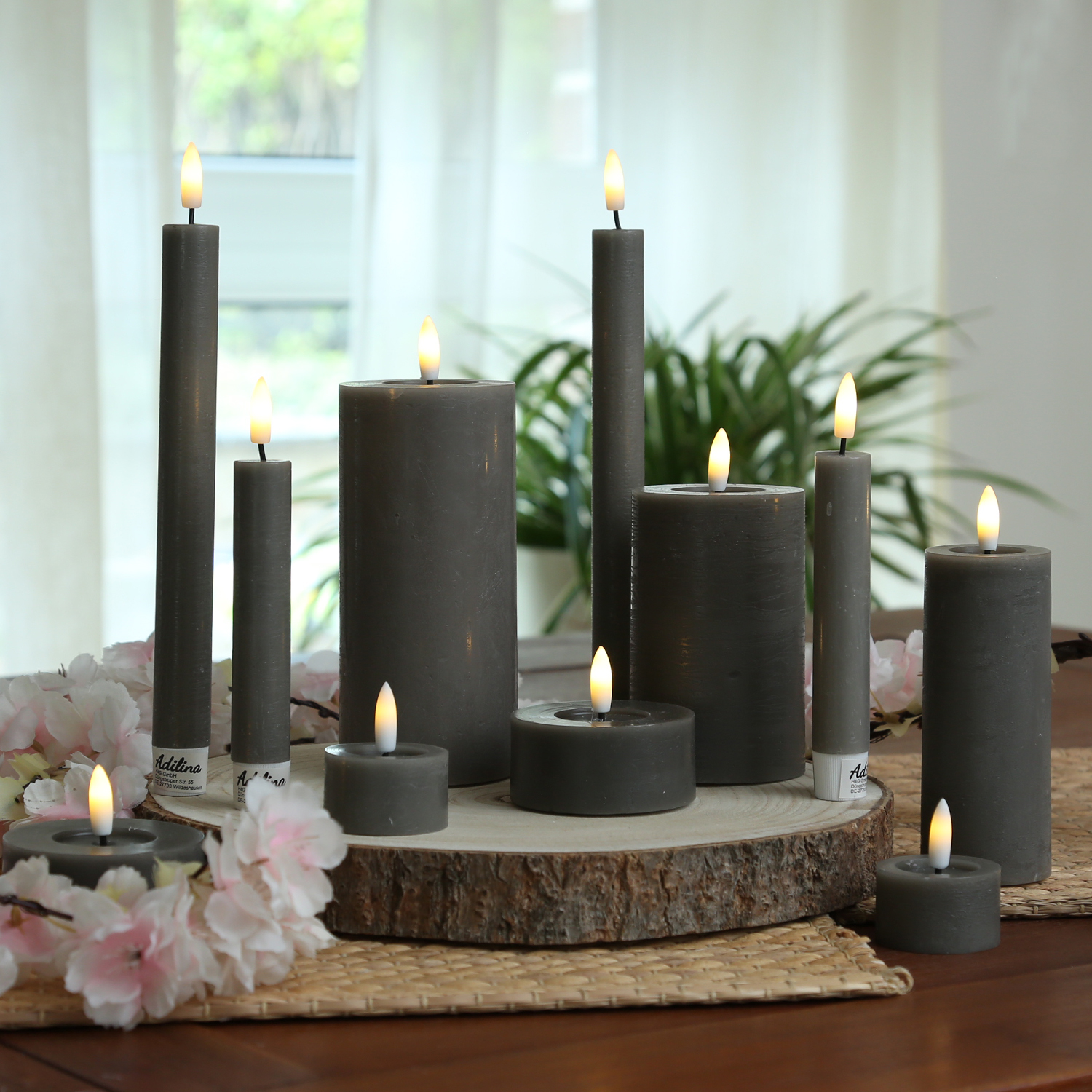 LED Kerze LINA - Rustik-Optik - Echtwachs - 3D Flamme - H: 15cm - D: 7cm - Batterie - Timer - grau