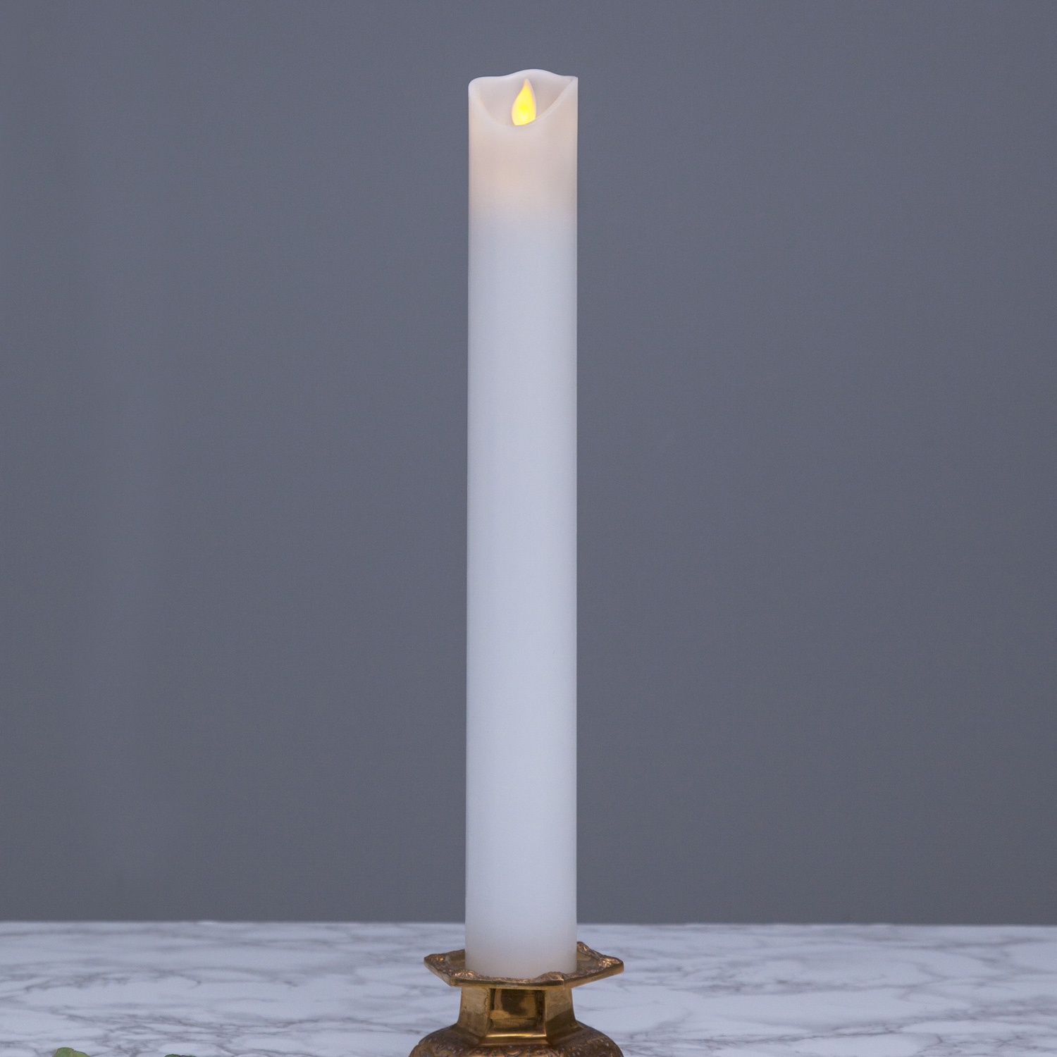 LED Stumpenkerze - Taufkerze - Echtwachs - mechanische Flamme - H: 40cm, D: 5cm - Timer - weiß LED Stumpenkerze - Taufkerze - Echtwachs - mechanische Flamme - H: 40cm, D: 5cm - Timer - weiß