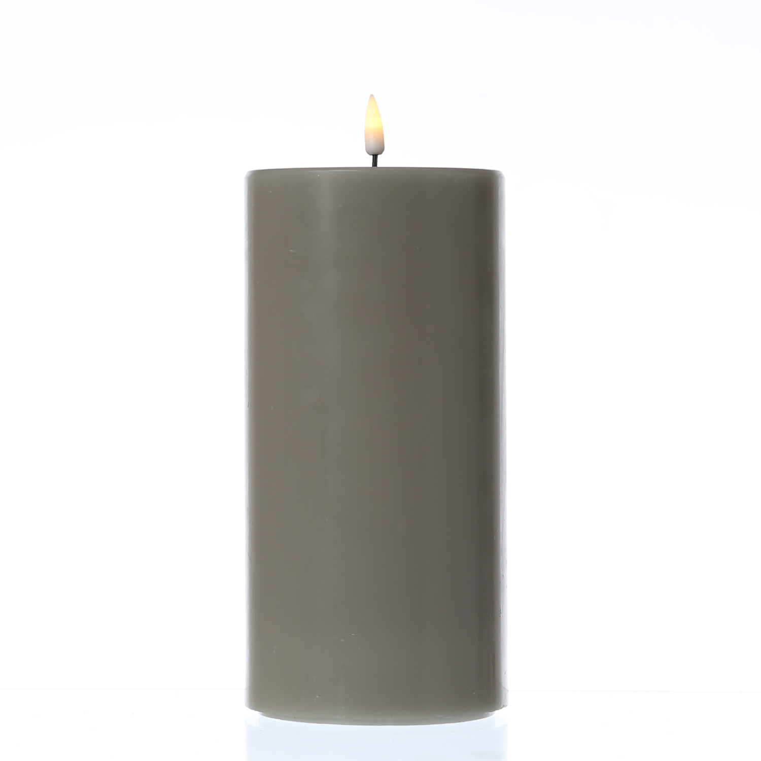 LED Stumpenkerze MIA - Echtwachs - realistische 3D Flamme - H: 20cm - D: 10cm - sand/taupe LED Stumpenkerze MIA - Echtwachs - realistische 3D Flamme - H: 20cm - D: 10cm - sand/taupe