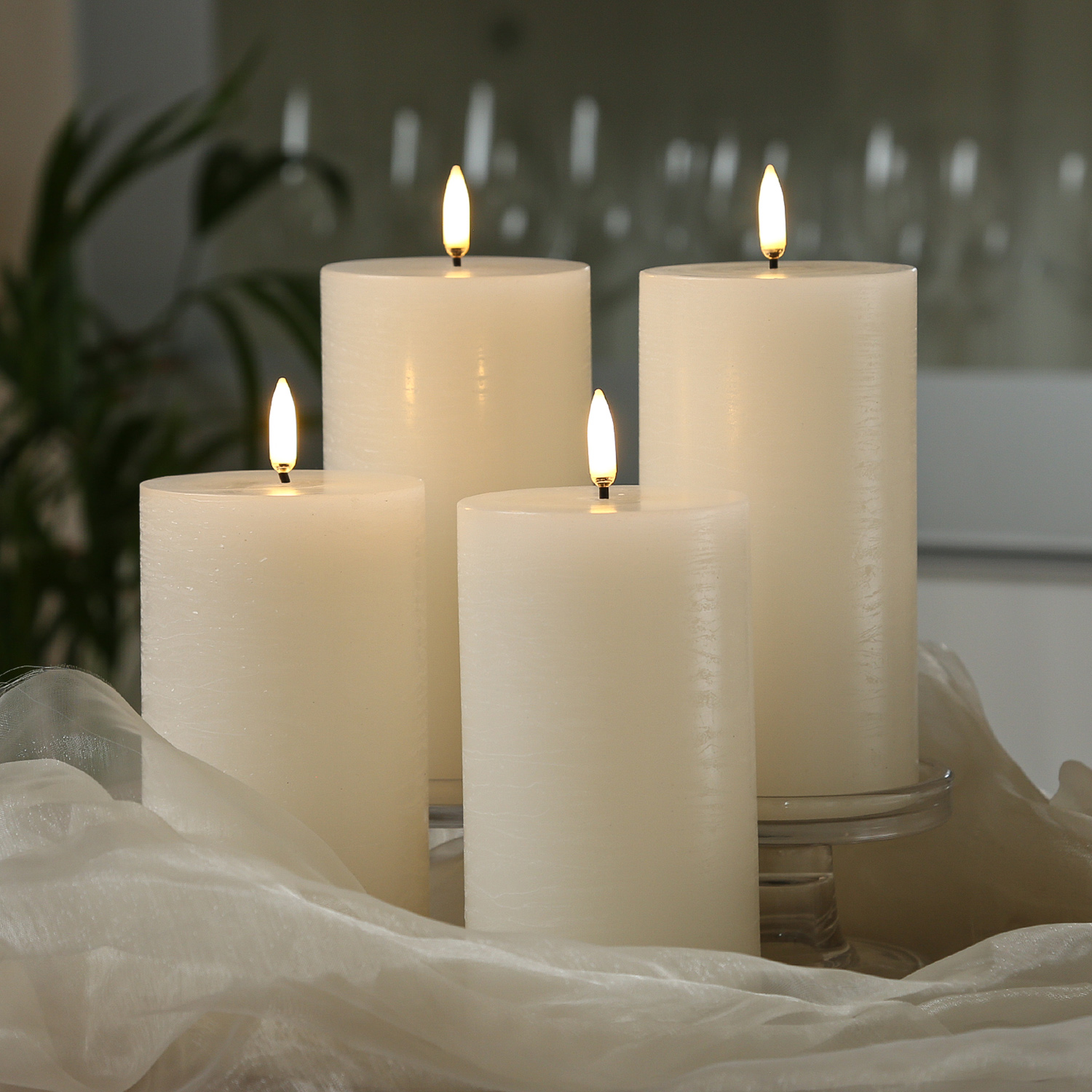 LED Kerzenset PIA - Rustik-Optik - H: 15cm - inkl. Batterien und Fernbedienung - creme - 4er Set LED Kerzenset PIA - Rustik-Optik - H: 15cm - inkl. Batterien und Fernbedienung - creme - 4er Set