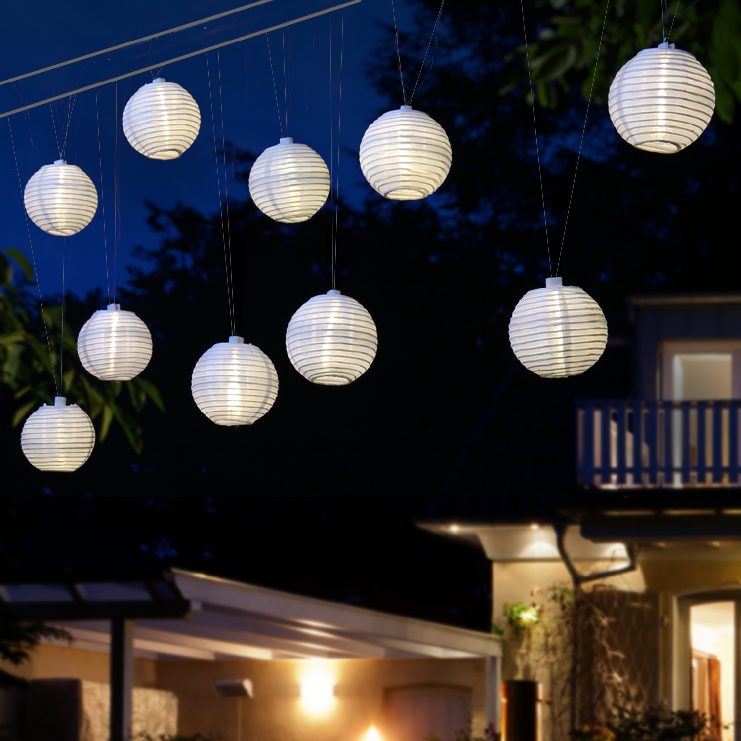 LED Lichterkette LAMPIONS - 20 warmweiße LED - L: 5,7m - 8 Leuchtfunktionen - Außentrafo - weiß