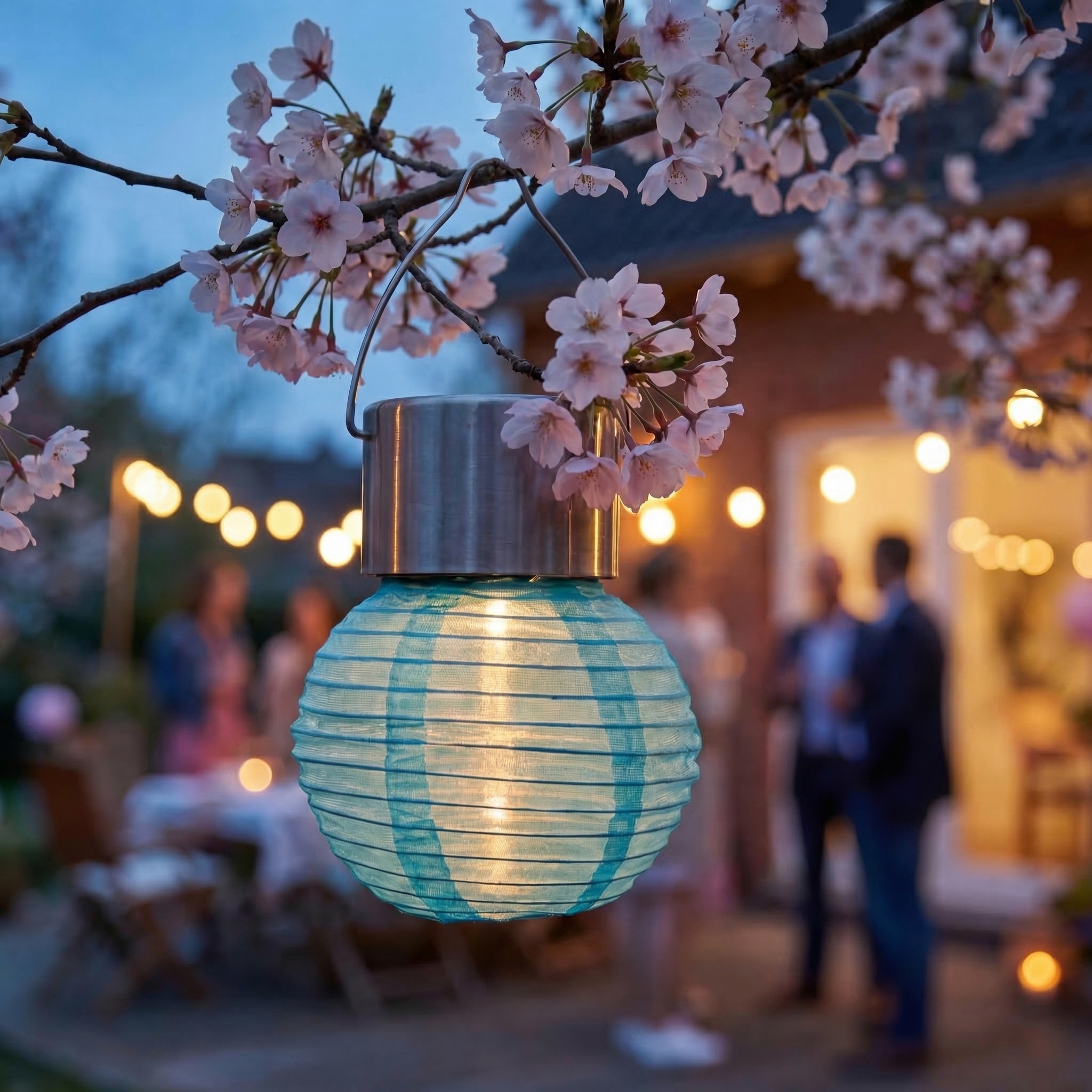 LED Solar Mini Lampion - kaltweiße LED - H: 9,5cm - D: 7cm - Lichtsensor - blau