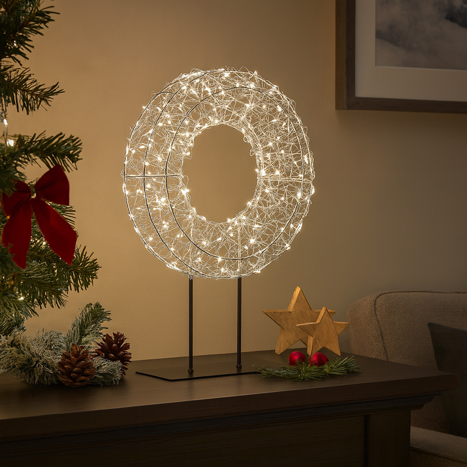 LED Kranz - Leuchtkranz stehend - 300 warmweiße LED - H: 38cm - Timer - für Innen/Außen