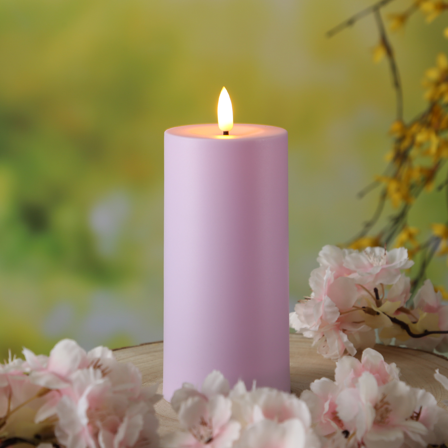LED Solar Kerze - Outdoorkerze - H: 15cm, D: 7cm - Dämmerungssensor - für Außen - lila