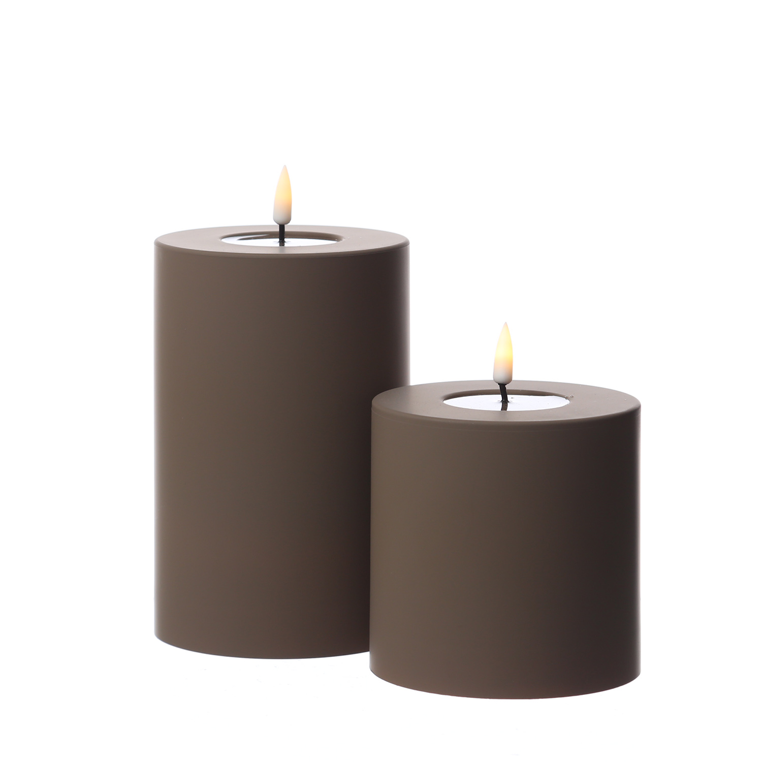 LED Stumpenkerze MIA - Kunststoff - realistische 3D Flamme - H: 15cm - D: 10cm - für Außen - mokka