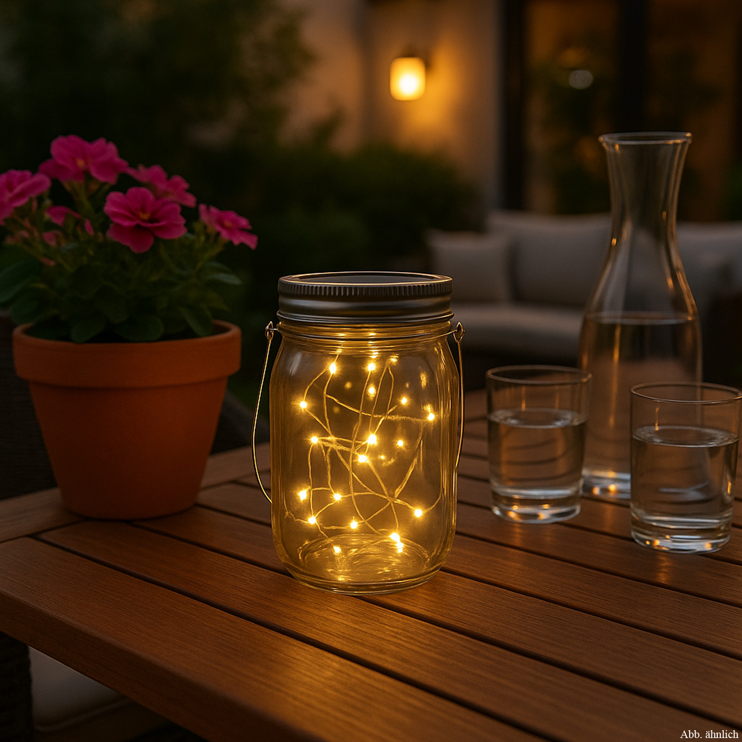 LED Solar Glas - Windlicht - mit Drahtlichterkette - Lichtsensor - H 18cm - transparent