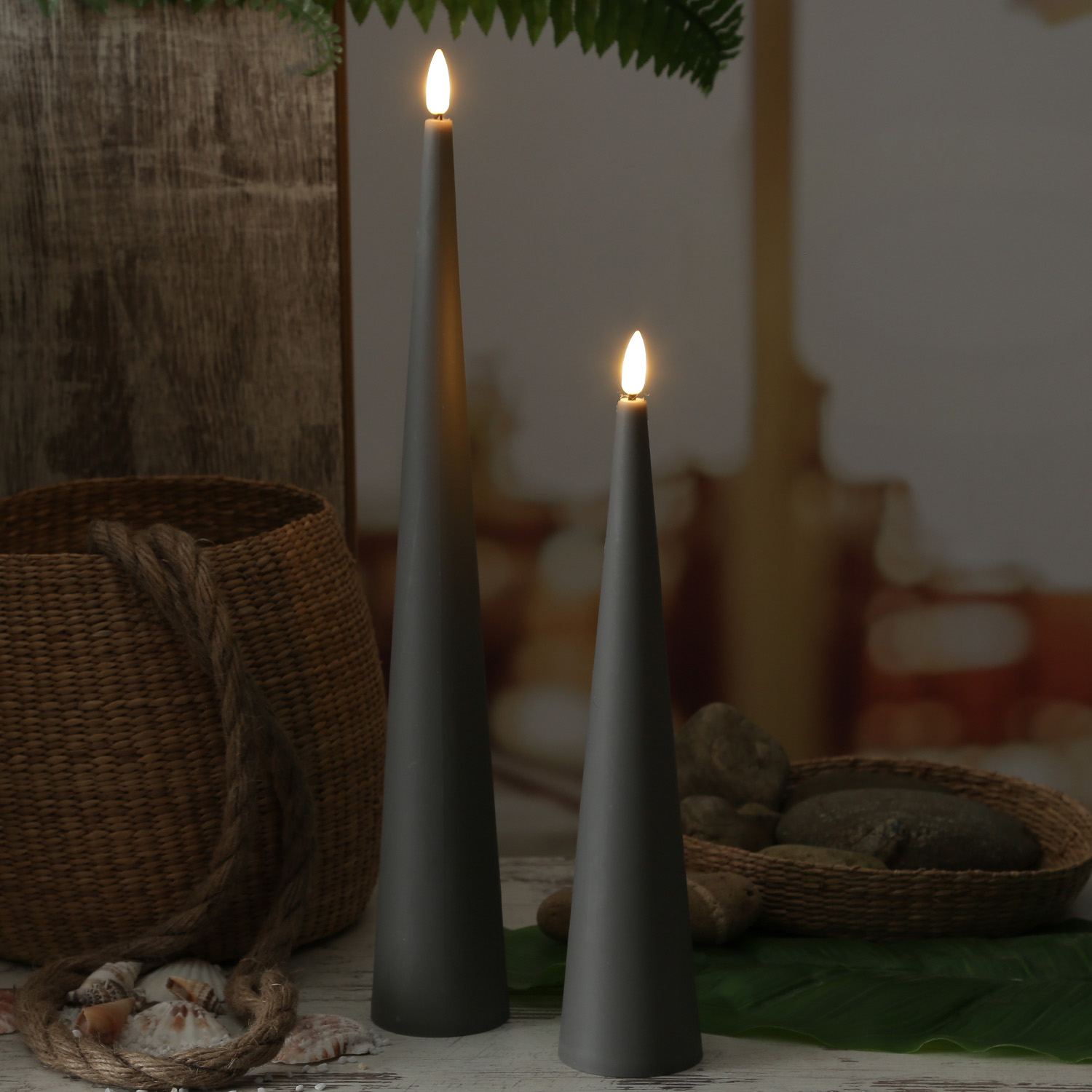 LED Kegelkerze - Kunststoff - realistische 3D Flamme - H: 25cm - Timer - für Außen - grau LED Kegelkerze - Kunststoff - realistische 3D Flamme - H: 25cm - Timer - für Außen - grau