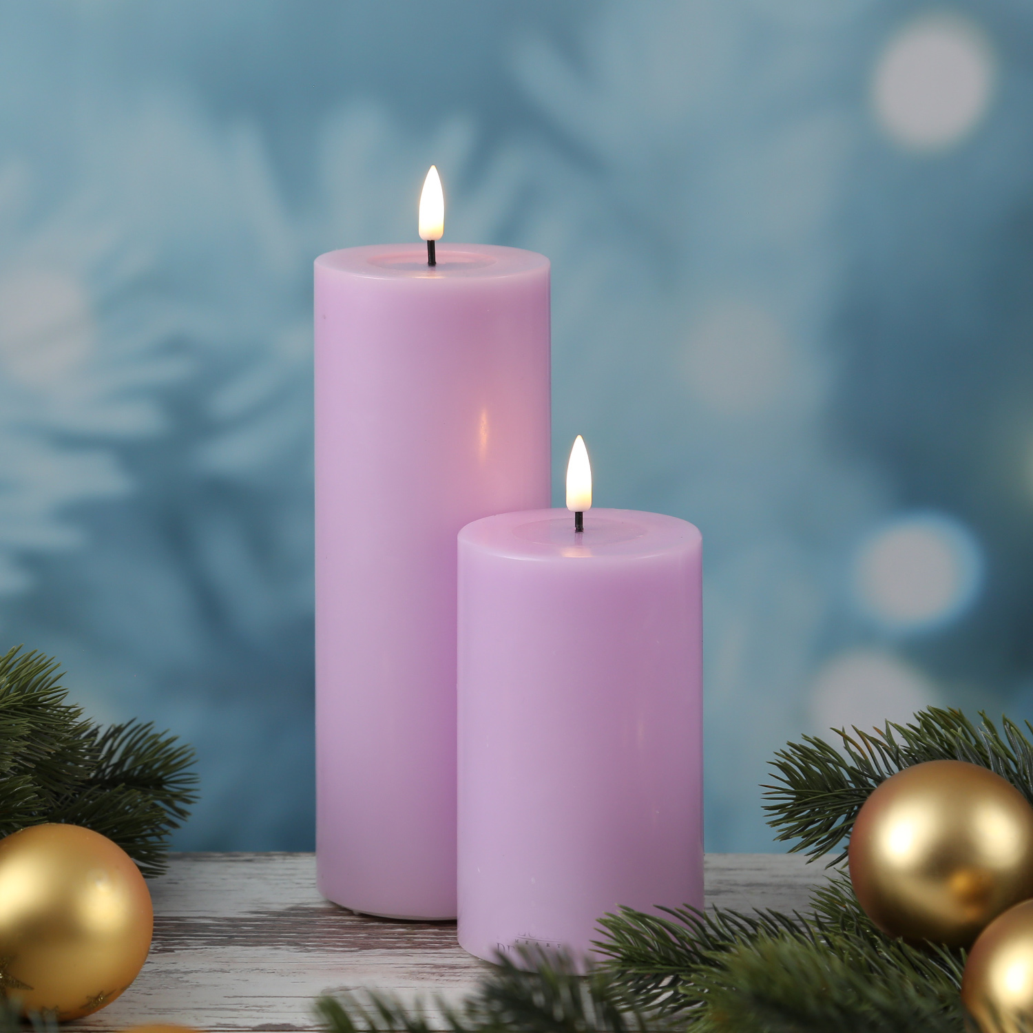 LED Stumpenkerze MIA - Echtwachs - realistische 3D Flamme - H: 20cm - D: 7,5cm - lavendel LED Stumpenkerze MIA - Echtwachs - realistische 3D Flamme - H: 20cm - D: 7,5cm - lavendel